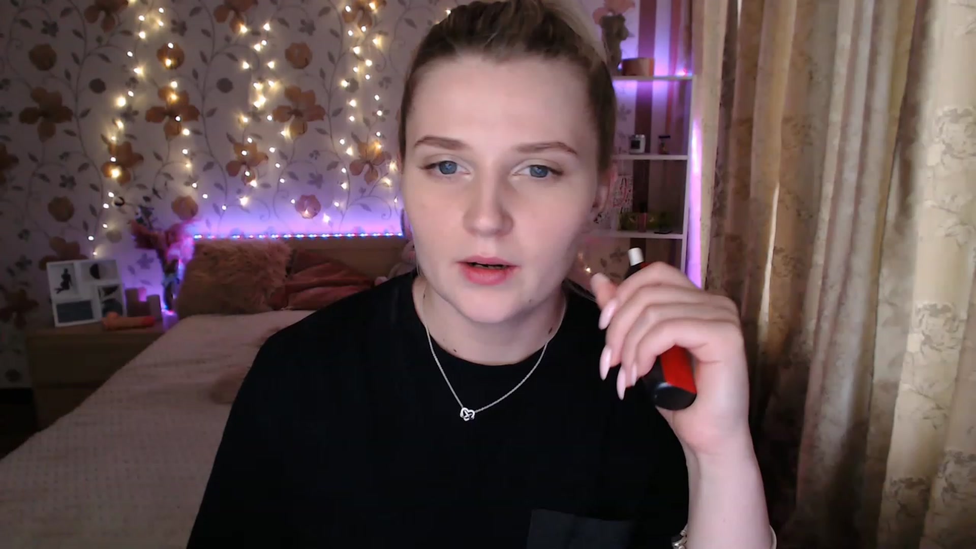 Gallery image thumbnail from Nice_Ass007's myfreecams stream on, 06/18/2023, 03:56 image 13 of 20