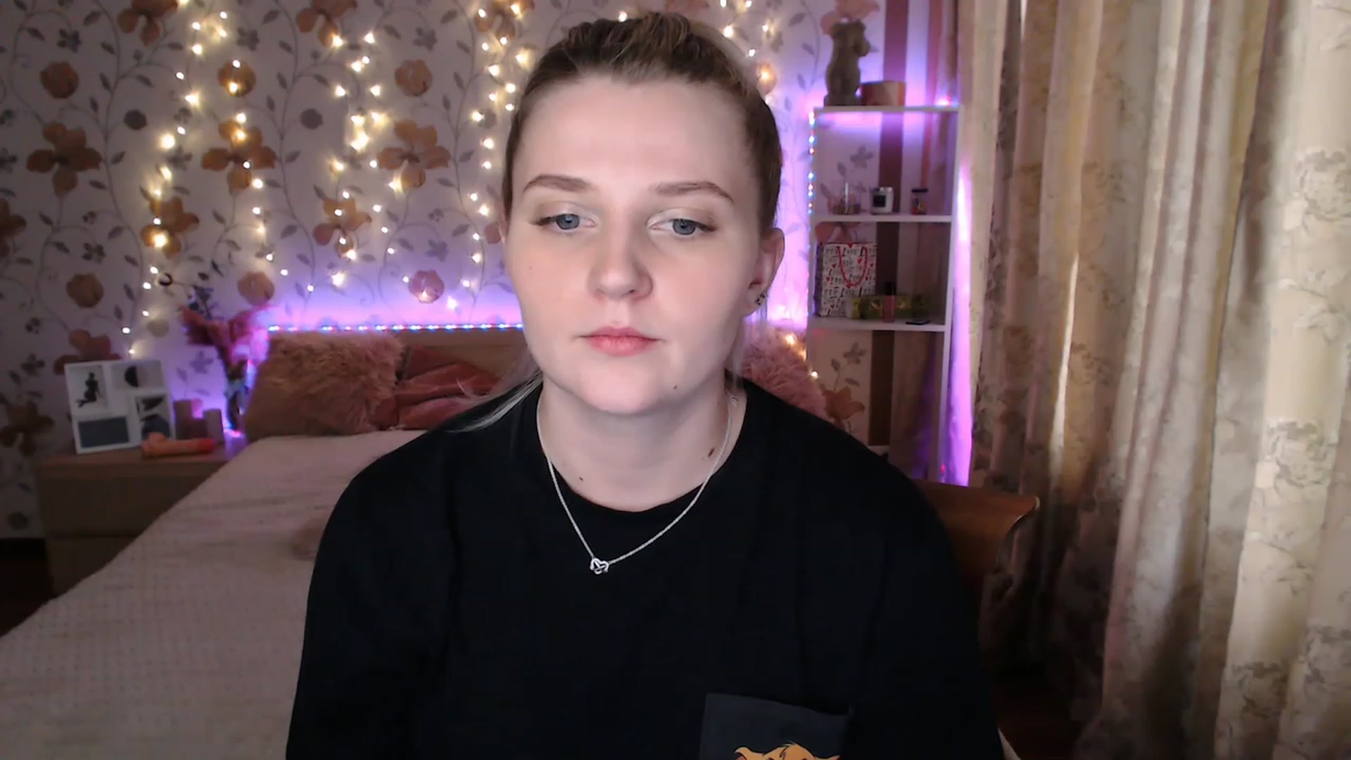Gallery image thumbnail from Nice_Ass007's myfreecams stream on, 06/18/2023, 03:56 image 8 of 20