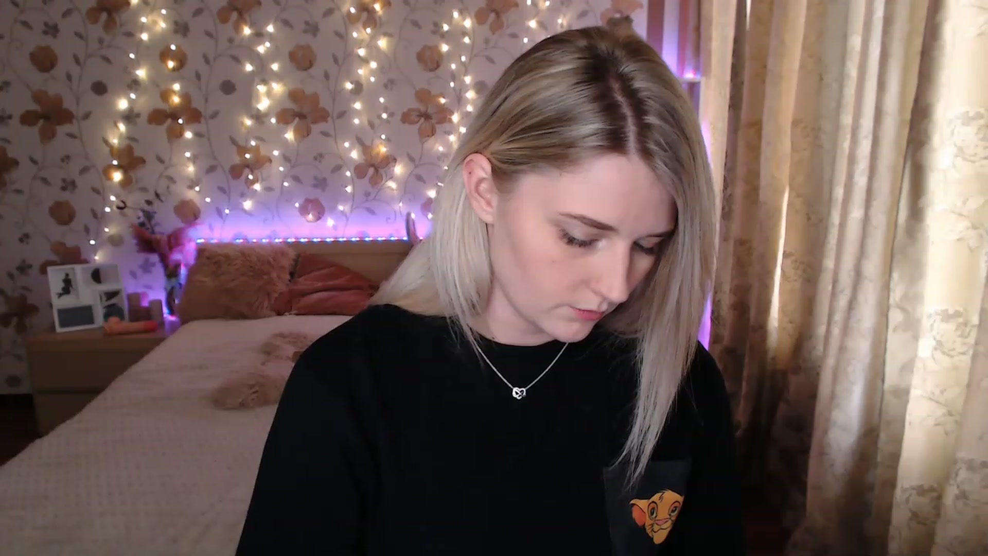 Gallery image thumbnail from Nice_Ass007's myfreecams stream on, 06/18/2023, 04:20 image 17 of 20
