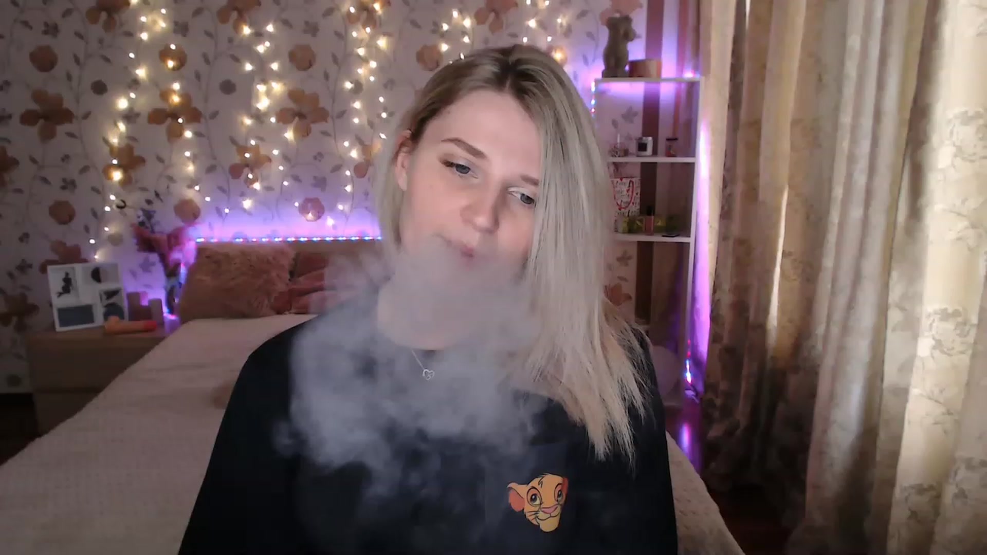 Gallery image thumbnail from Nice_Ass007's myfreecams stream on, 06/18/2023, 04:20 image 4 of 20