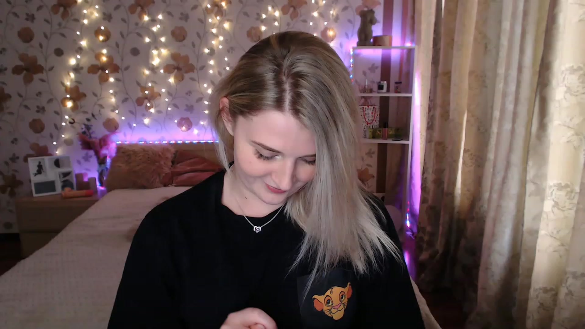 Gallery image thumbnail from Nice_Ass007's myfreecams stream on, 06/18/2023, 04:20 image 1 of 20