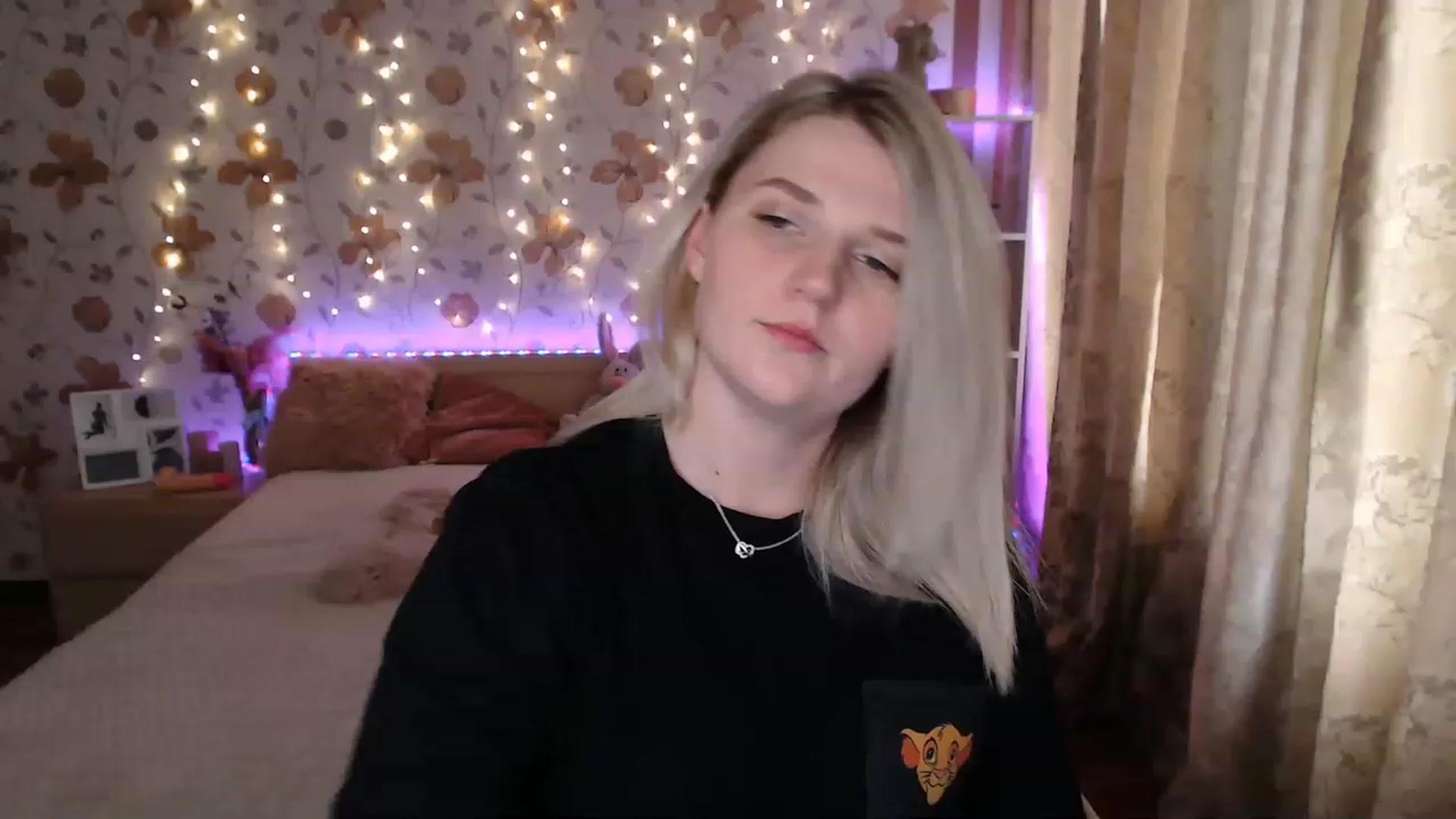 Gallery image thumbnail from Nice_Ass007's myfreecams stream on, 06/18/2023, 04:20 image 10 of 20