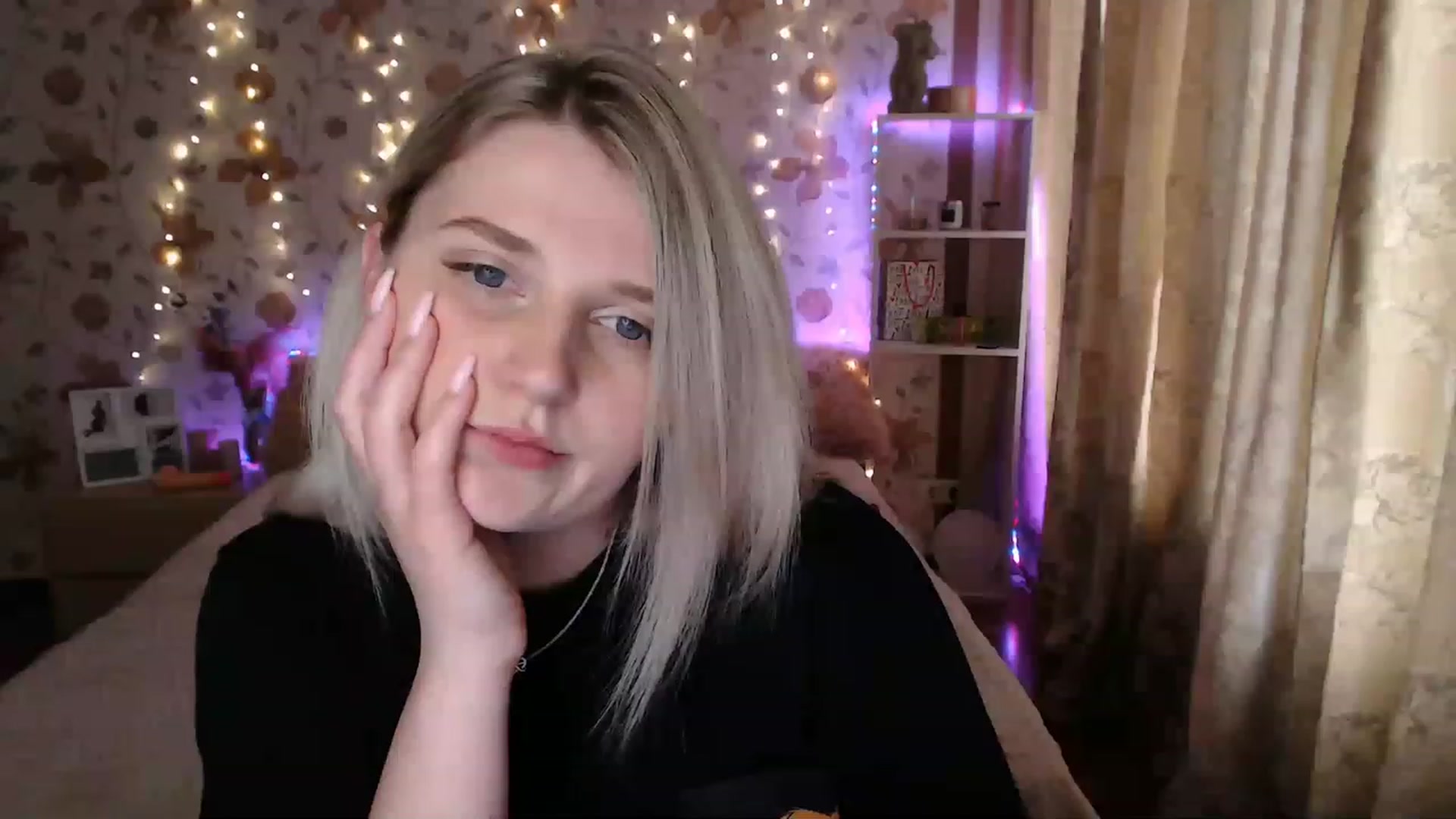 Gallery image thumbnail from Nice_Ass007's myfreecams stream on, 06/18/2023, 04:20 image 18 of 20