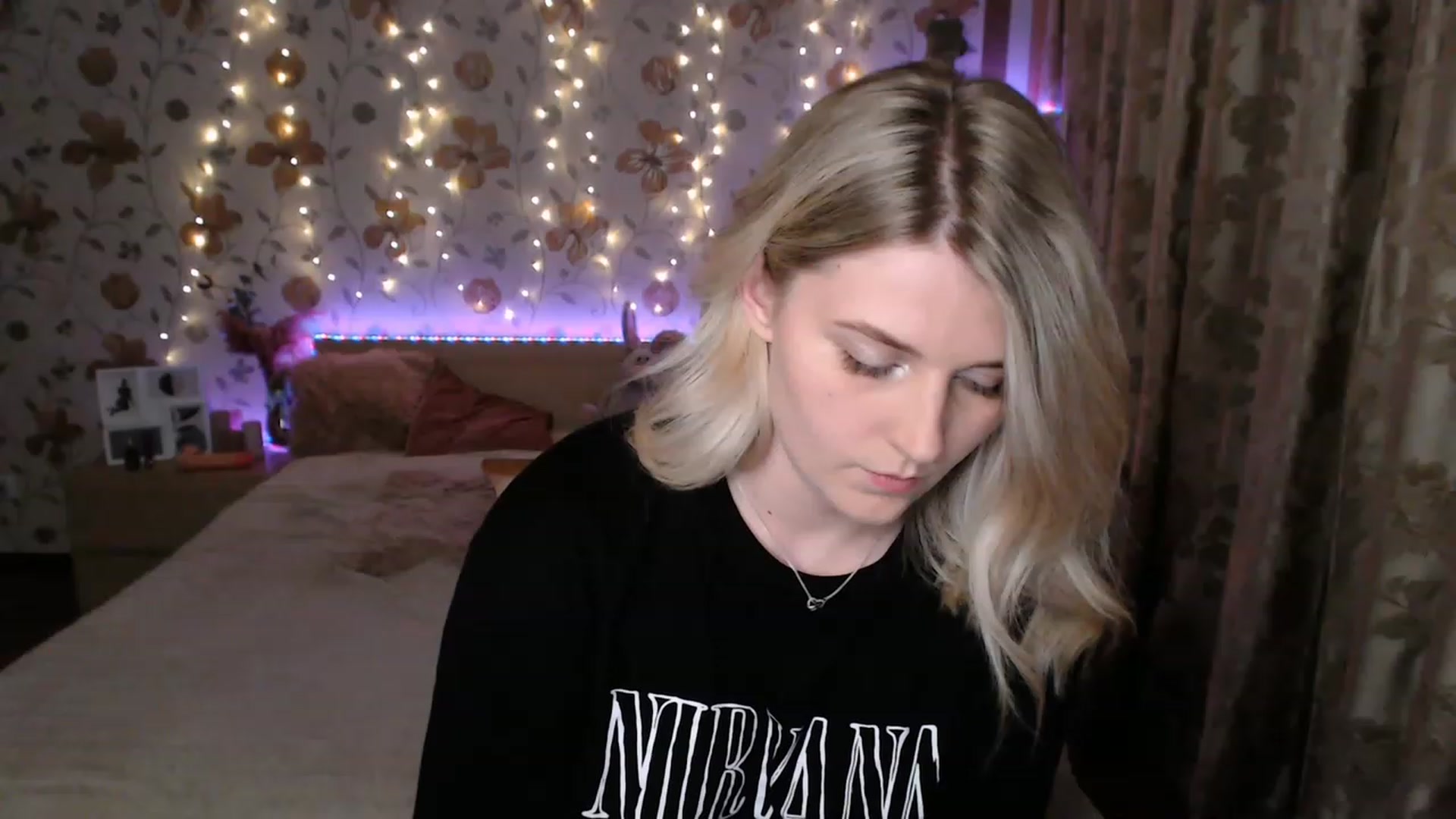 Gallery image thumbnail from Nice_Ass007's myfreecams stream on, 06/20/2023, 20:27 image 20 of 20