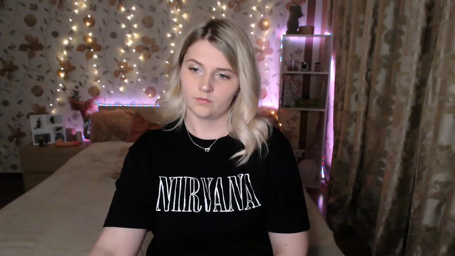 Gallery image thumbnail from Nice_Ass007's myfreecams stream on, 06/20/2023, 20:27 image 1 of 20