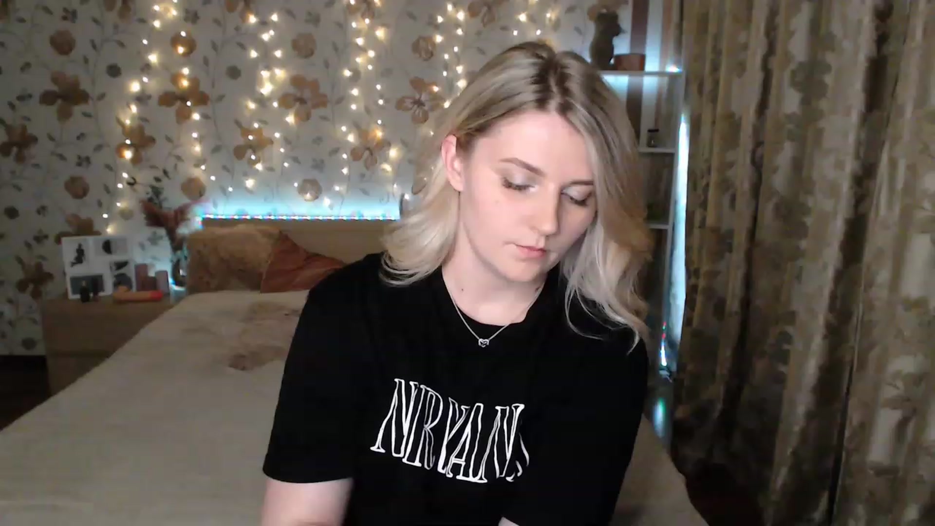 Gallery image thumbnail from Nice_Ass007's myfreecams stream on, 06/20/2023, 20:27 image 10 of 20