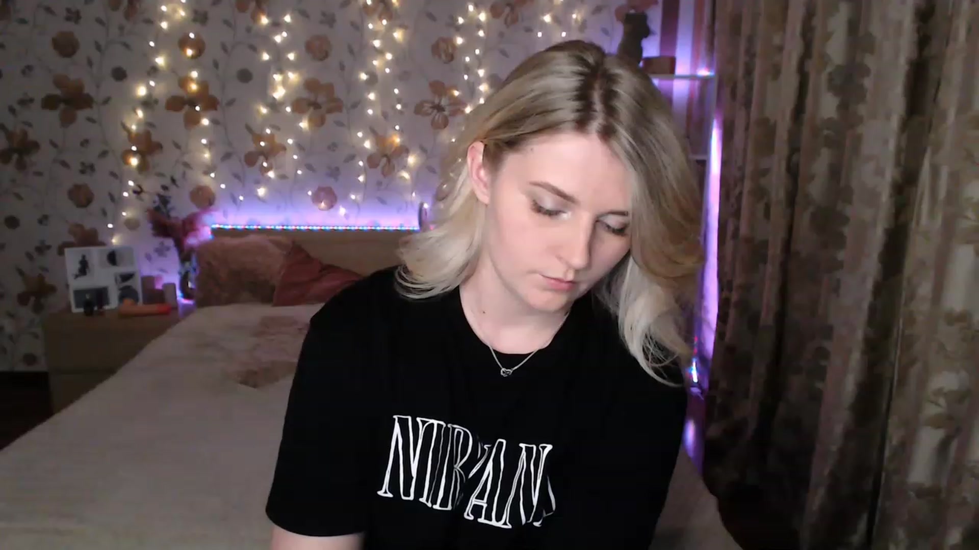 Gallery image thumbnail from Nice_Ass007's myfreecams stream on, 06/20/2023, 20:27 image 9 of 20