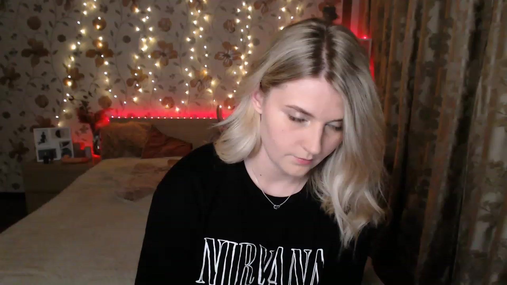 Gallery image thumbnail from Nice_Ass007's myfreecams stream on, 06/20/2023, 20:27 image 19 of 20