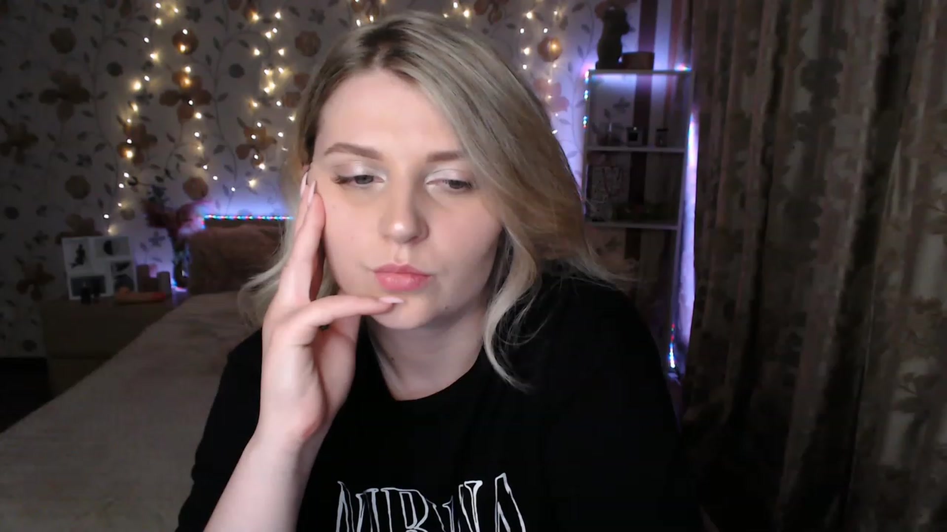 Gallery image thumbnail from Nice_Ass007's myfreecams stream on, 06/20/2023, 22:31 image 16 of 20