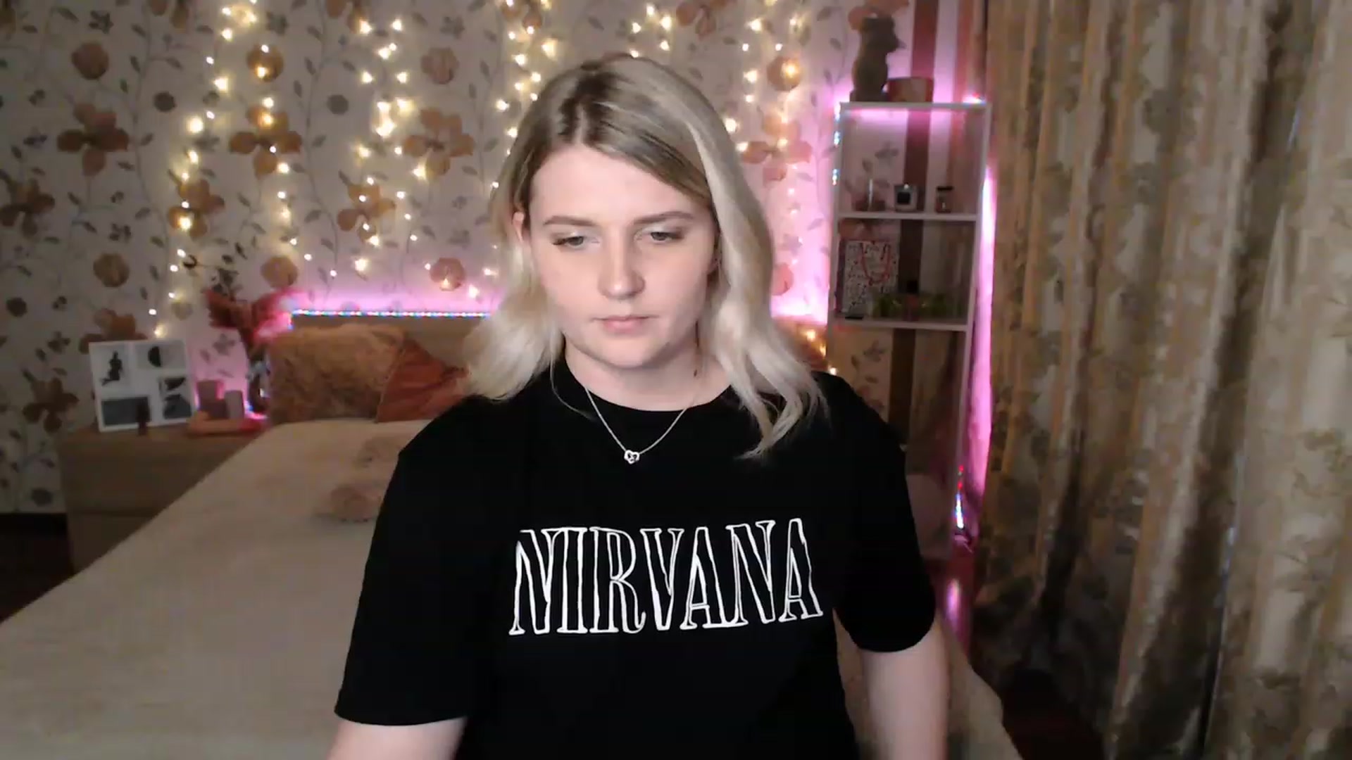 Gallery image thumbnail from Nice_Ass007's myfreecams stream on, 06/21/2023, 02:28 image 6 of 20