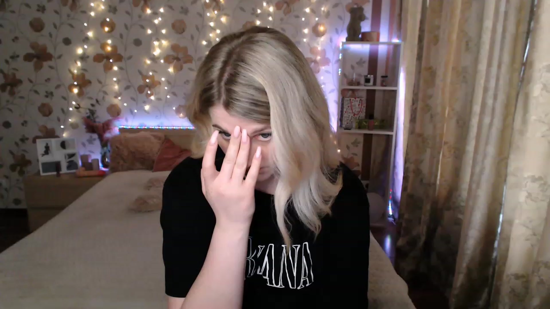 Gallery image thumbnail from Nice_Ass007's myfreecams stream on, 06/21/2023, 04:27 image 17 of 20