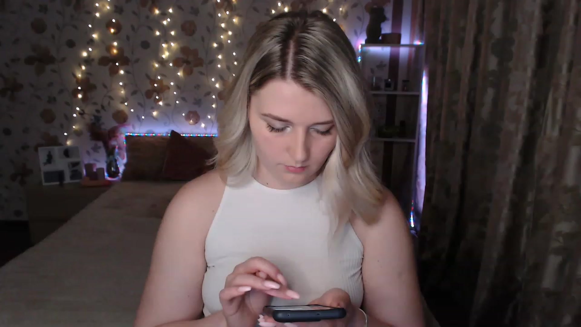 Gallery image thumbnail from Nice_Ass007's myfreecams stream on, 06/21/2023, 20:30 image 17 of 20