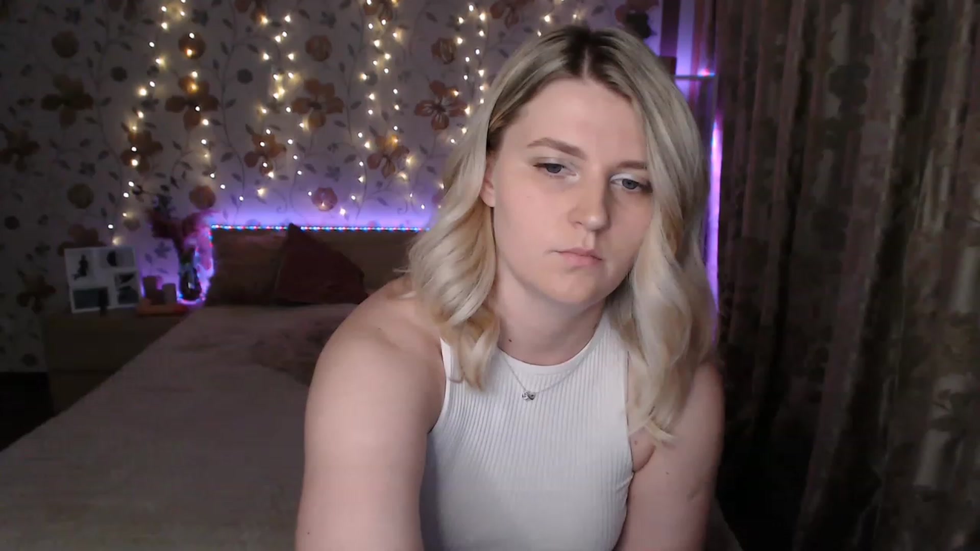 Gallery image thumbnail from Nice_Ass007's myfreecams stream on, 06/21/2023, 22:04 image 8 of 20