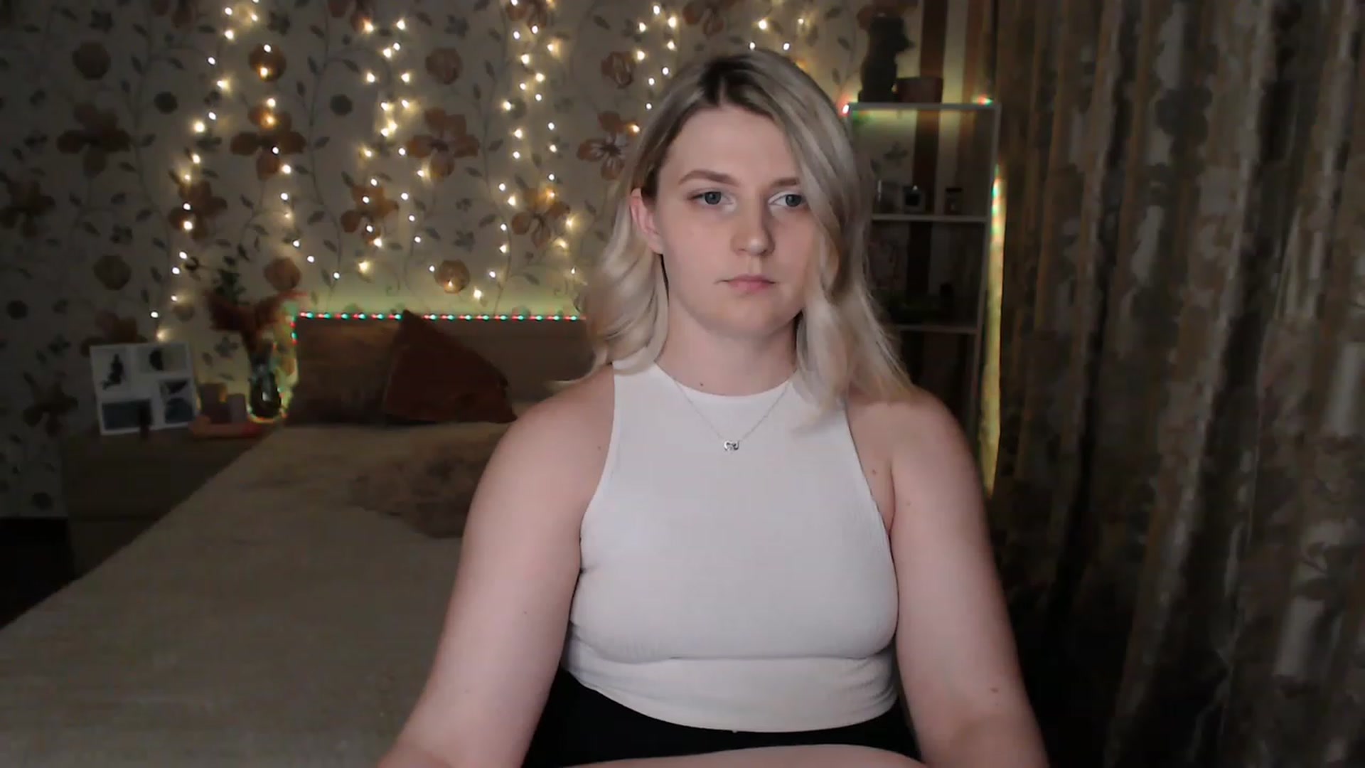 Gallery image thumbnail from Nice_Ass007's myfreecams stream on, 06/21/2023, 22:04 image 2 of 20