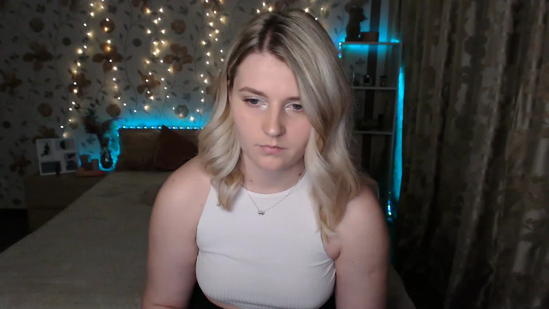 Gallery image thumbnail from Nice_Ass007's myfreecams stream on, 06/21/2023, 22:04 image 6 of 20