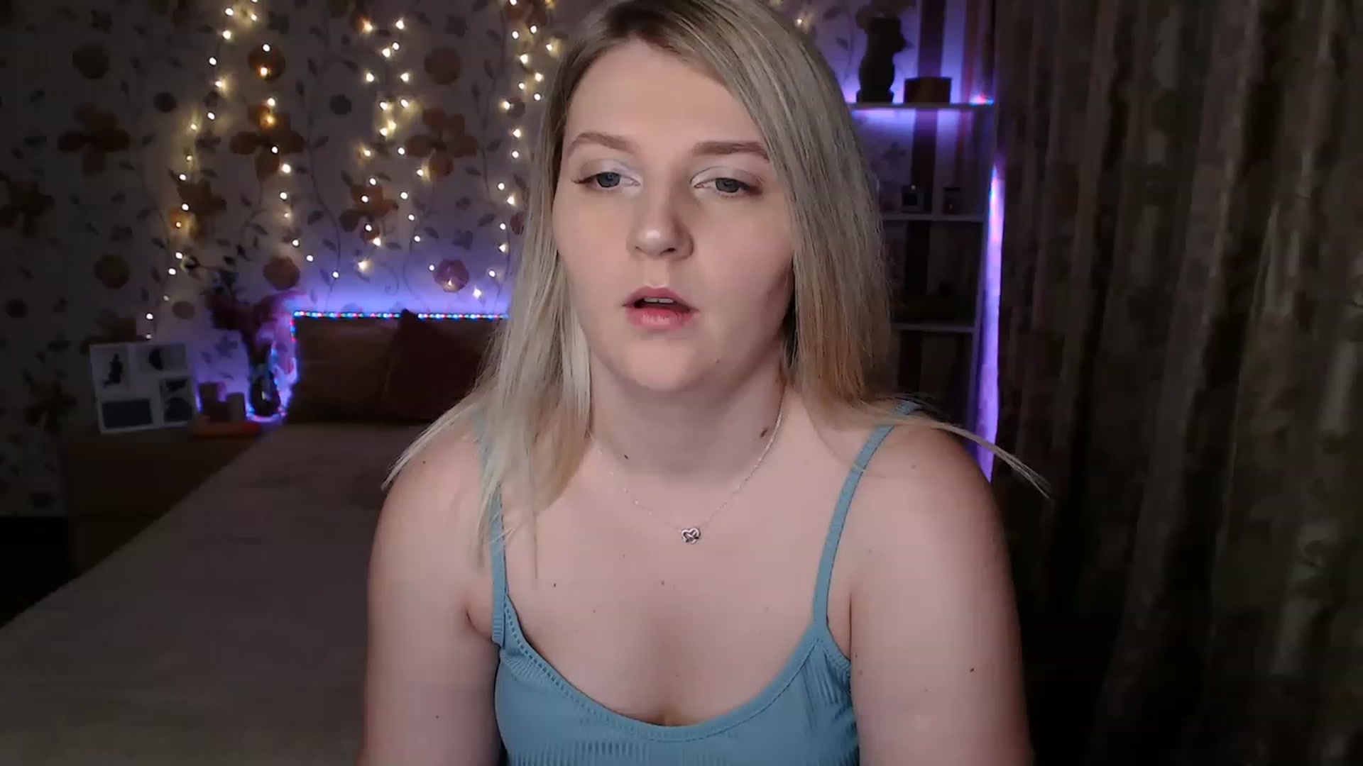 Gallery image thumbnail from Nice_Ass007's myfreecams stream on, 06/22/2023, 20:31 image 10 of 20