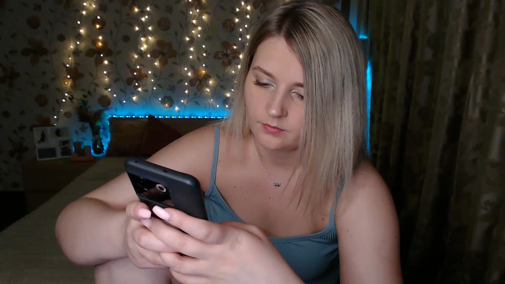 Gallery image thumbnail from Nice_Ass007's myfreecams stream on, 06/22/2023, 20:31 image 7 of 20