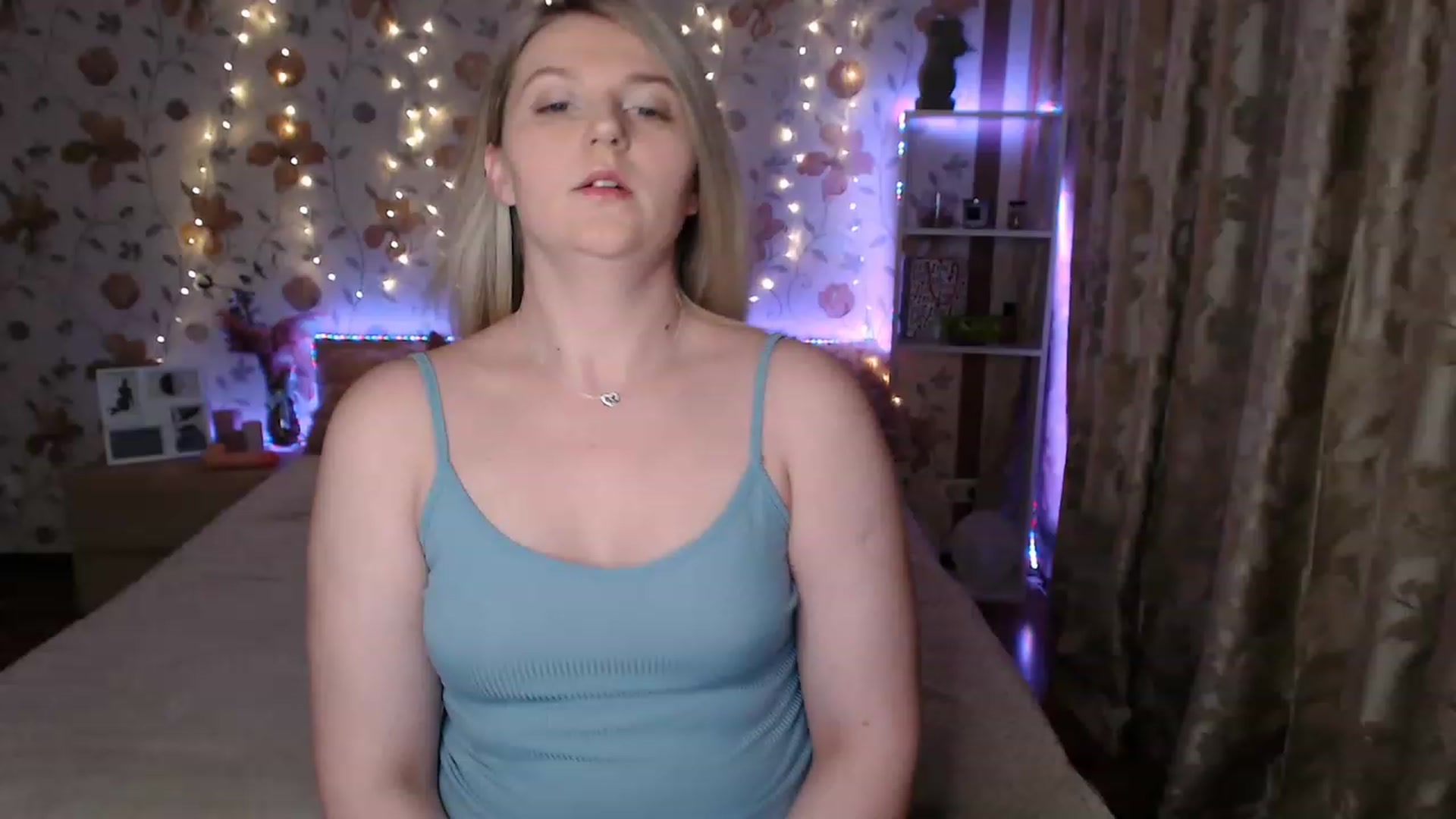 Gallery image thumbnail from Nice_Ass007's myfreecams stream on, 06/22/2023, 20:31 image 12 of 20
