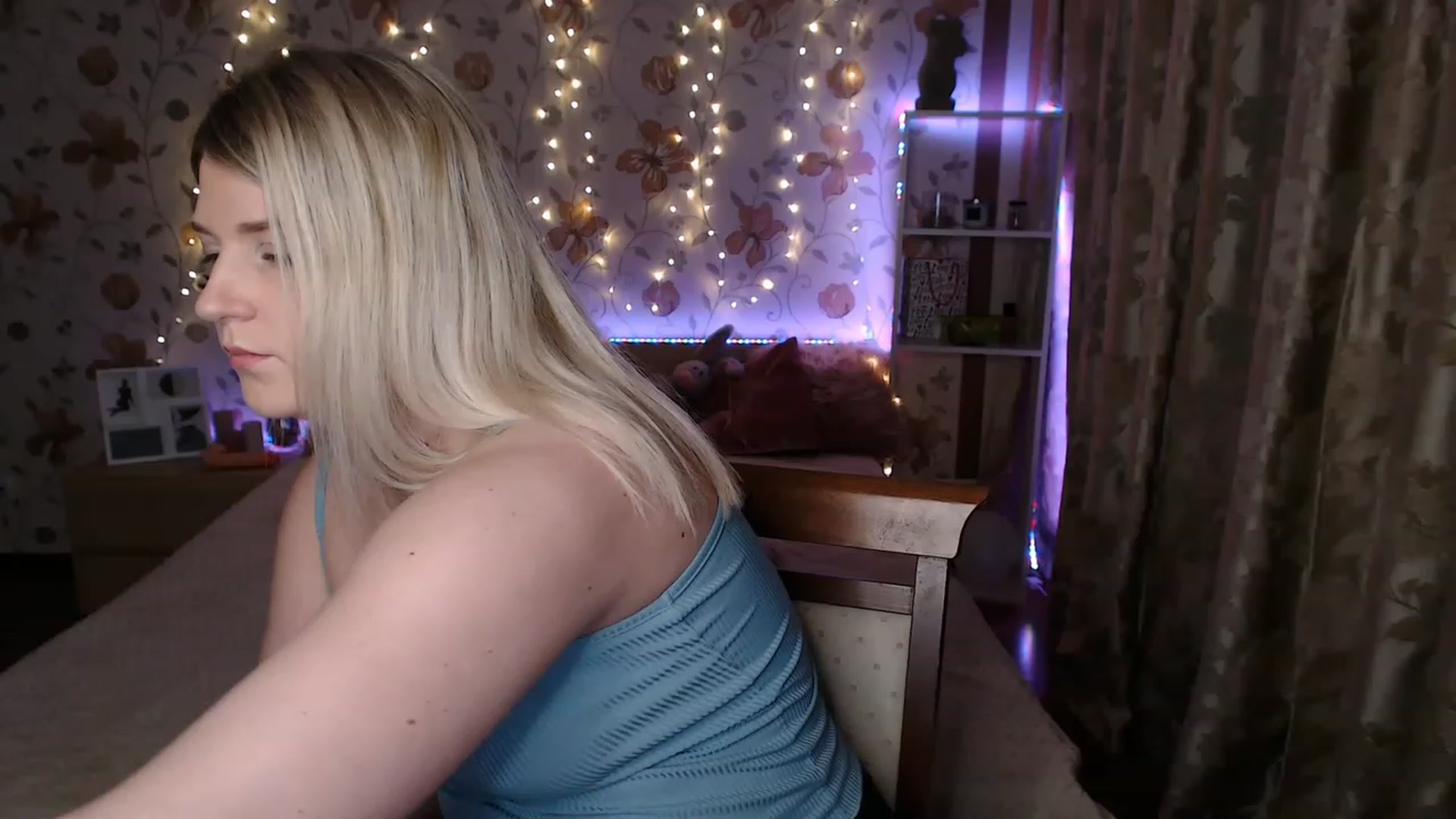 Gallery image thumbnail from Nice_Ass007's myfreecams stream on, 06/22/2023, 23:42 image 8 of 20