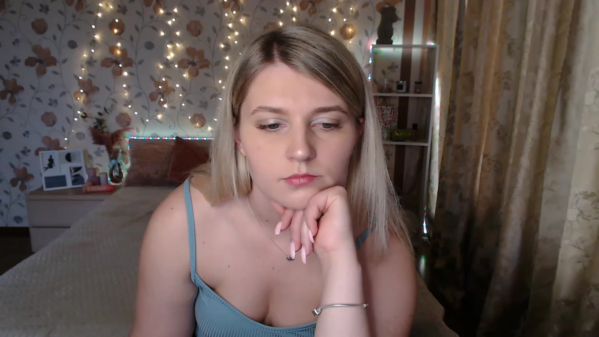 Gallery image thumbnail from Nice_Ass007's myfreecams stream on, 06/23/2023, 03:13 image 16 of 20