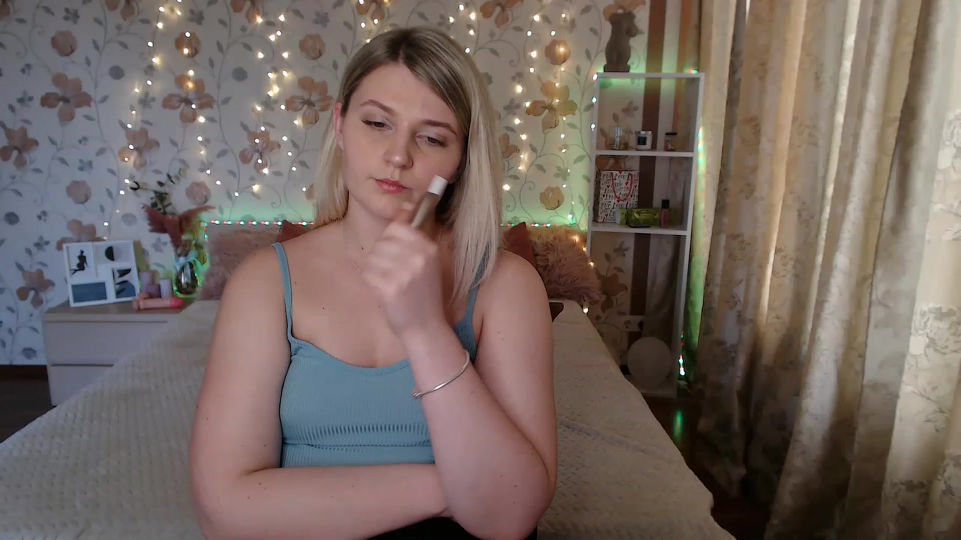 Gallery image thumbnail from Nice_Ass007's myfreecams stream on, 06/23/2023, 03:49 image 13 of 20