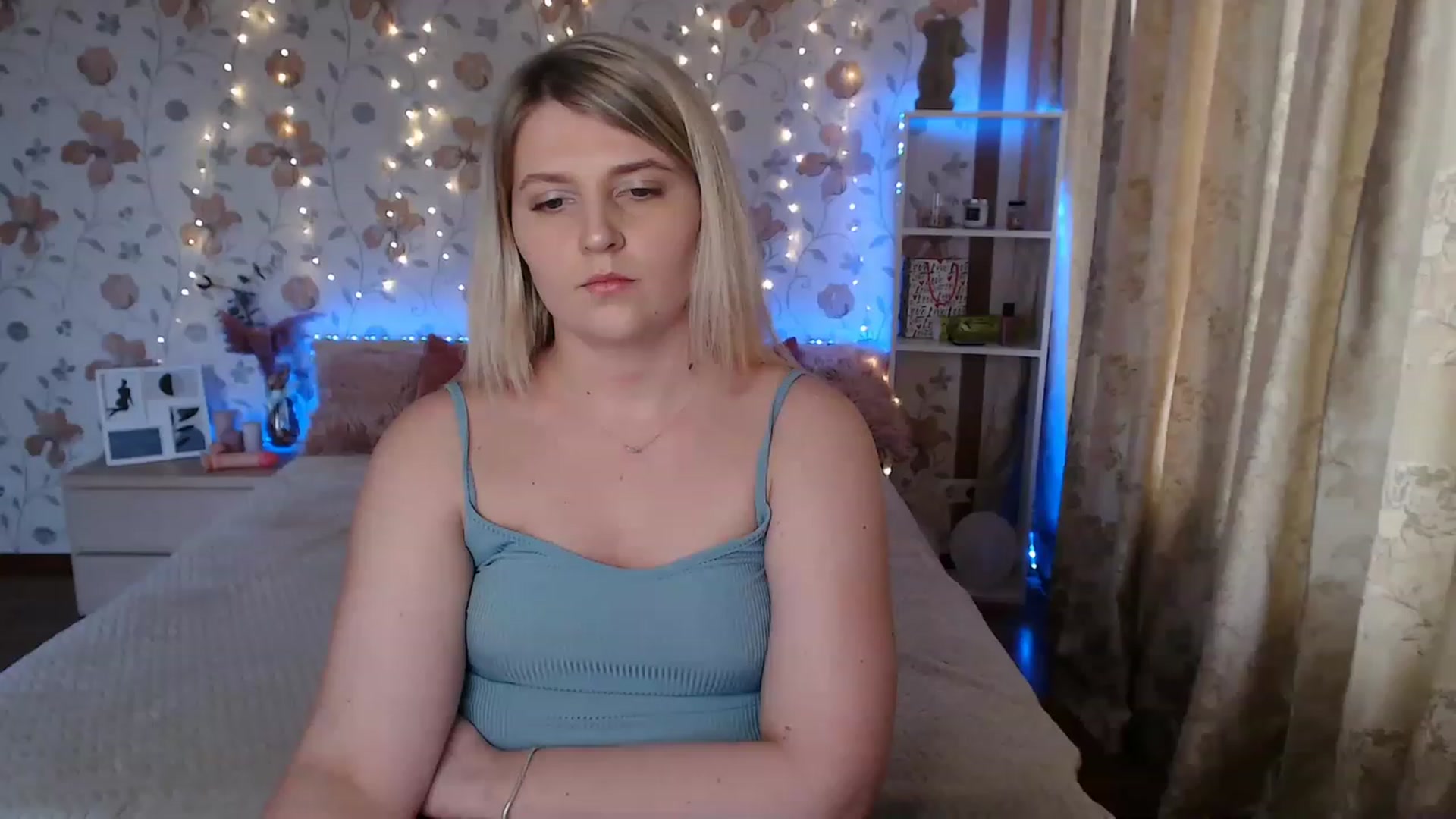 Gallery image thumbnail from Nice_Ass007's myfreecams stream on, 06/23/2023, 03:49 image 6 of 20