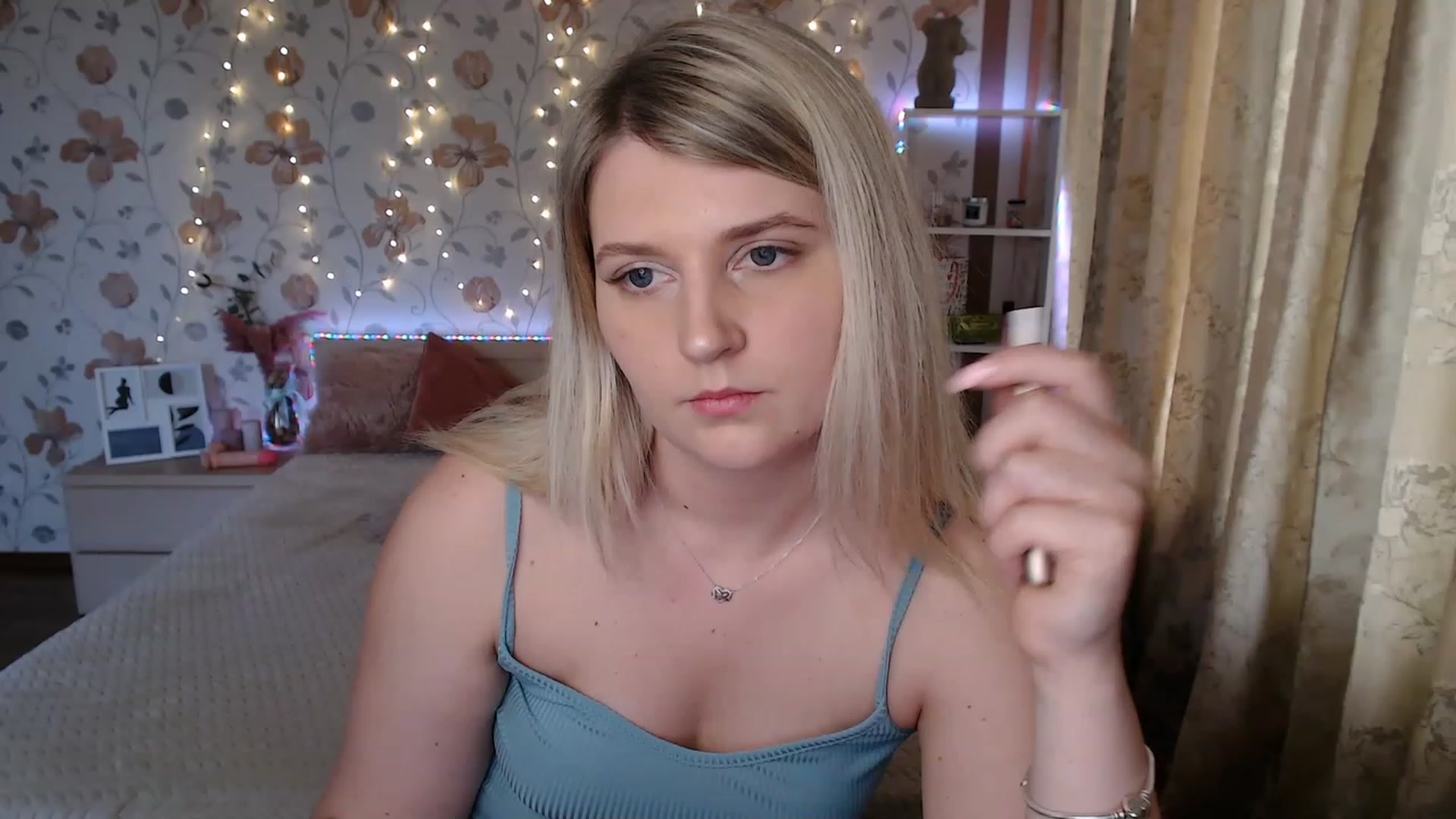 Gallery image thumbnail from Nice_Ass007's myfreecams stream on, 06/23/2023, 03:49 image 10 of 20