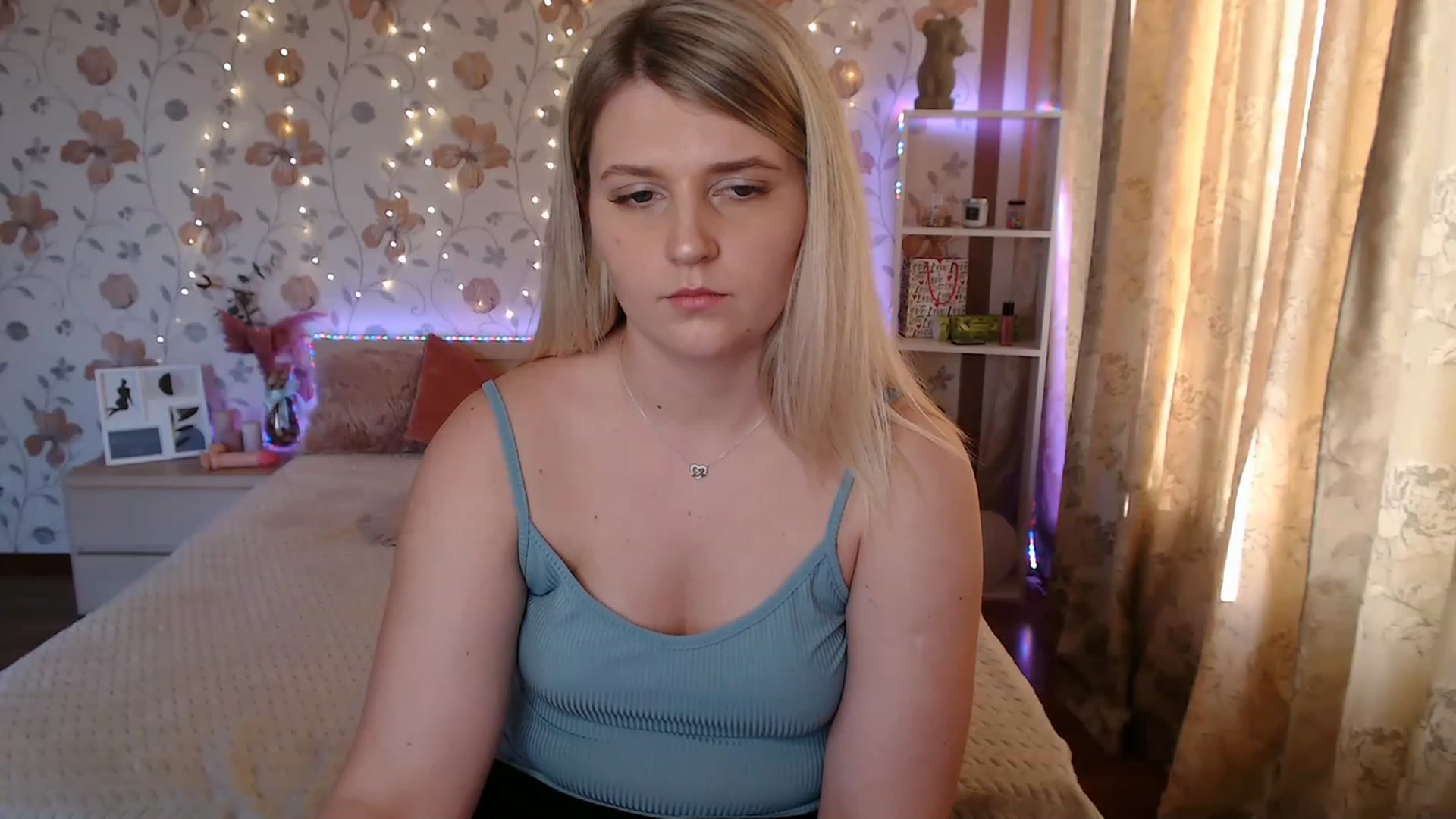 Gallery image thumbnail from Nice_Ass007's myfreecams stream on, 06/23/2023, 04:30 image 9 of 20