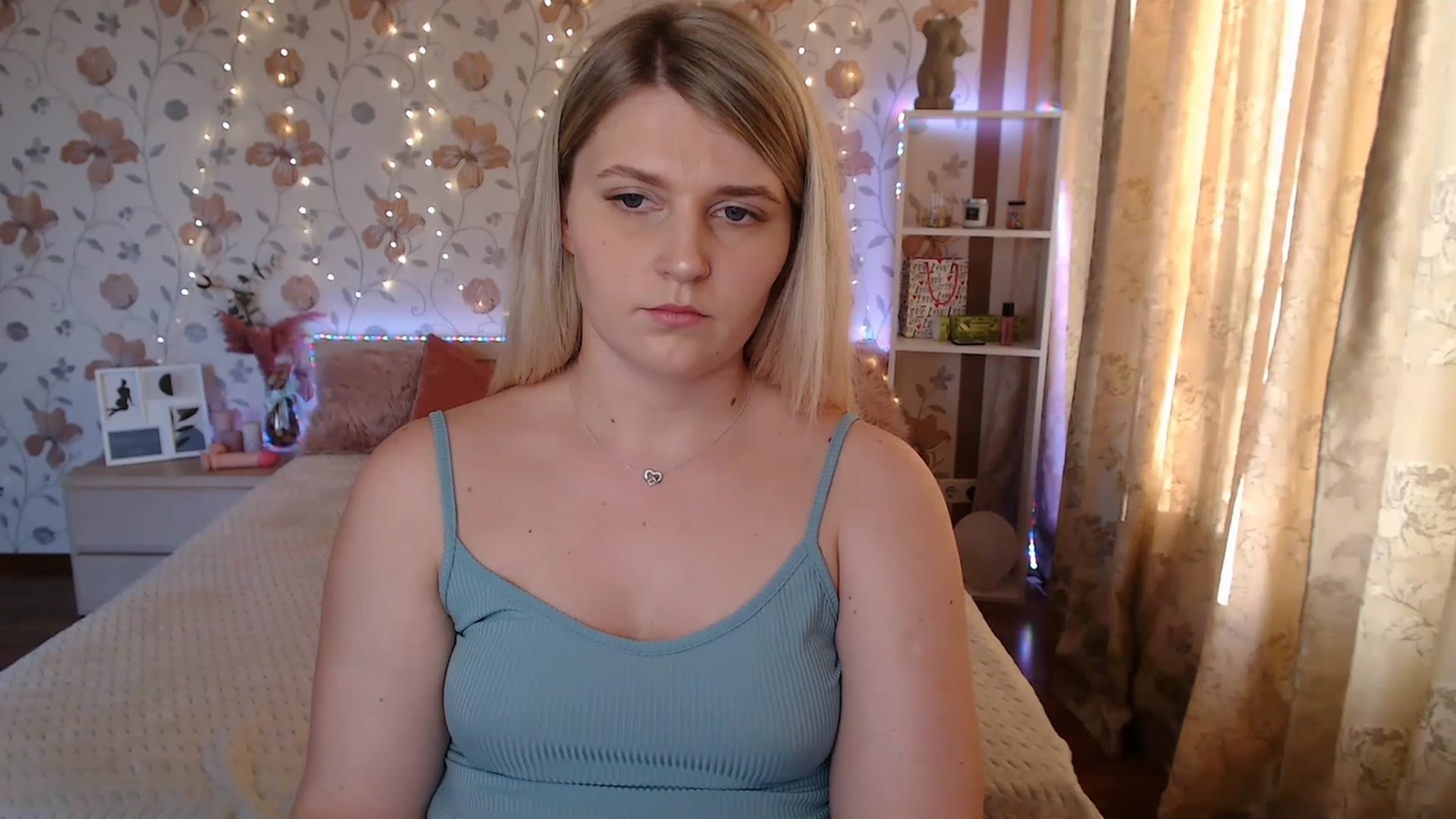 Gallery image thumbnail from Nice_Ass007's myfreecams stream on, 06/23/2023, 04:30 image 14 of 20
