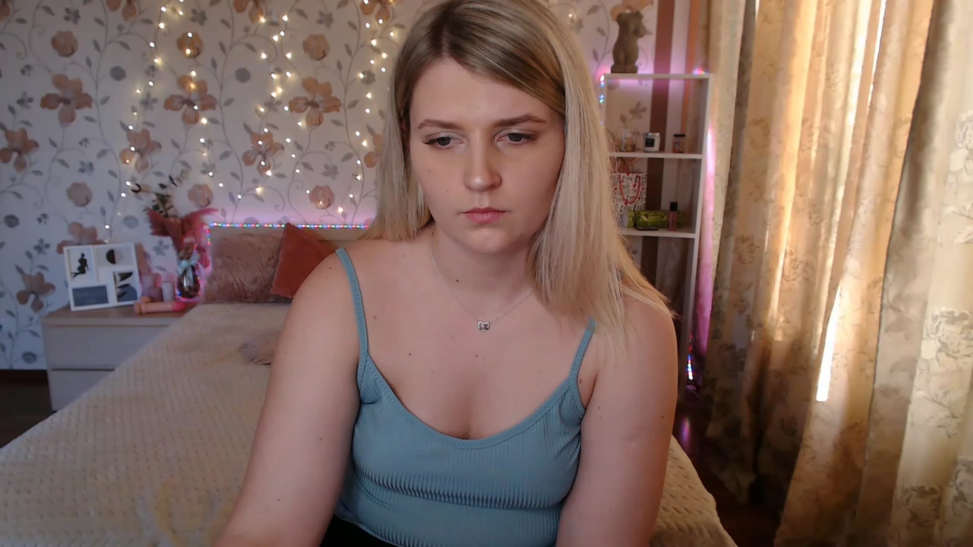 Gallery image thumbnail from Nice_Ass007's myfreecams stream on, 06/23/2023, 04:30 image 8 of 20