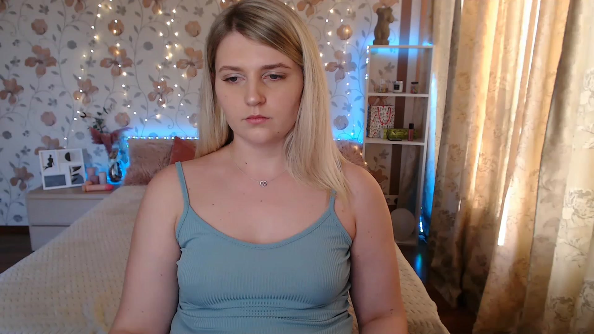 Gallery image thumbnail from Nice_Ass007's myfreecams stream on, 06/23/2023, 04:30 image 10 of 20