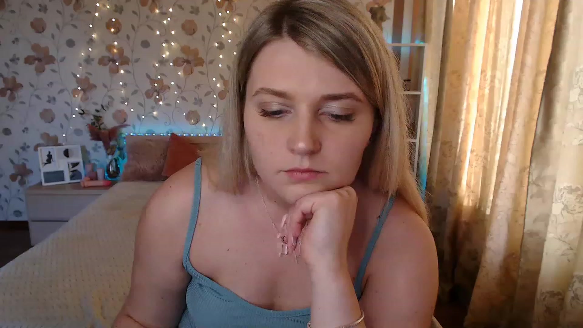 Gallery image thumbnail from Nice_Ass007's myfreecams stream on, 06/23/2023, 04:44 image 5 of 20