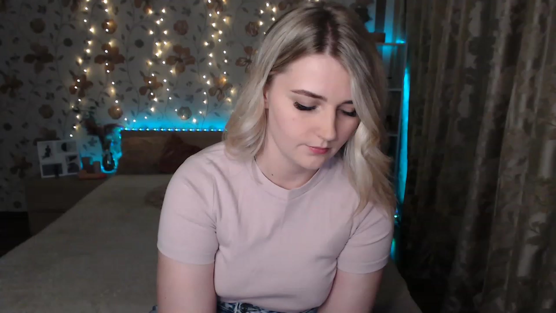 Gallery image thumbnail from Nice_Ass007's myfreecams stream on, 06/24/2023, 19:37 image 18 of 20