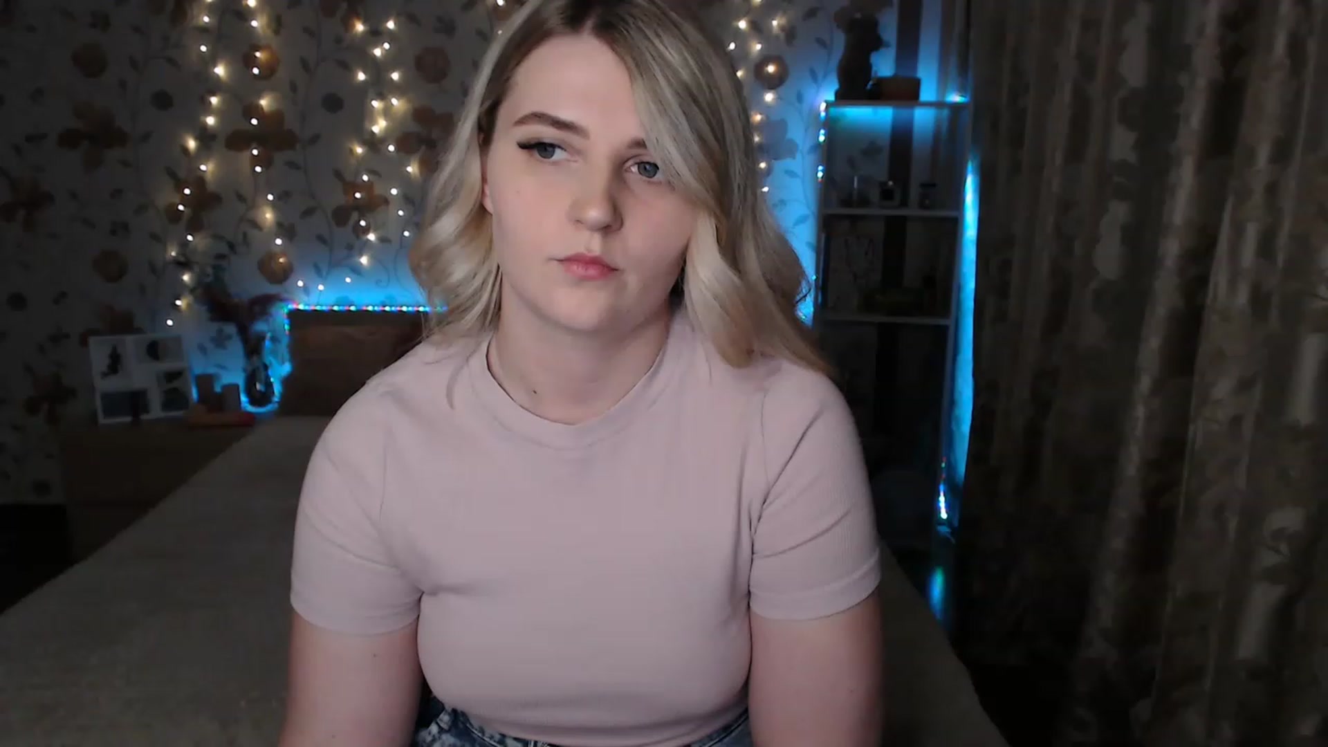 Gallery image thumbnail from Nice_Ass007's myfreecams stream on, 06/24/2023, 19:37 image 7 of 20