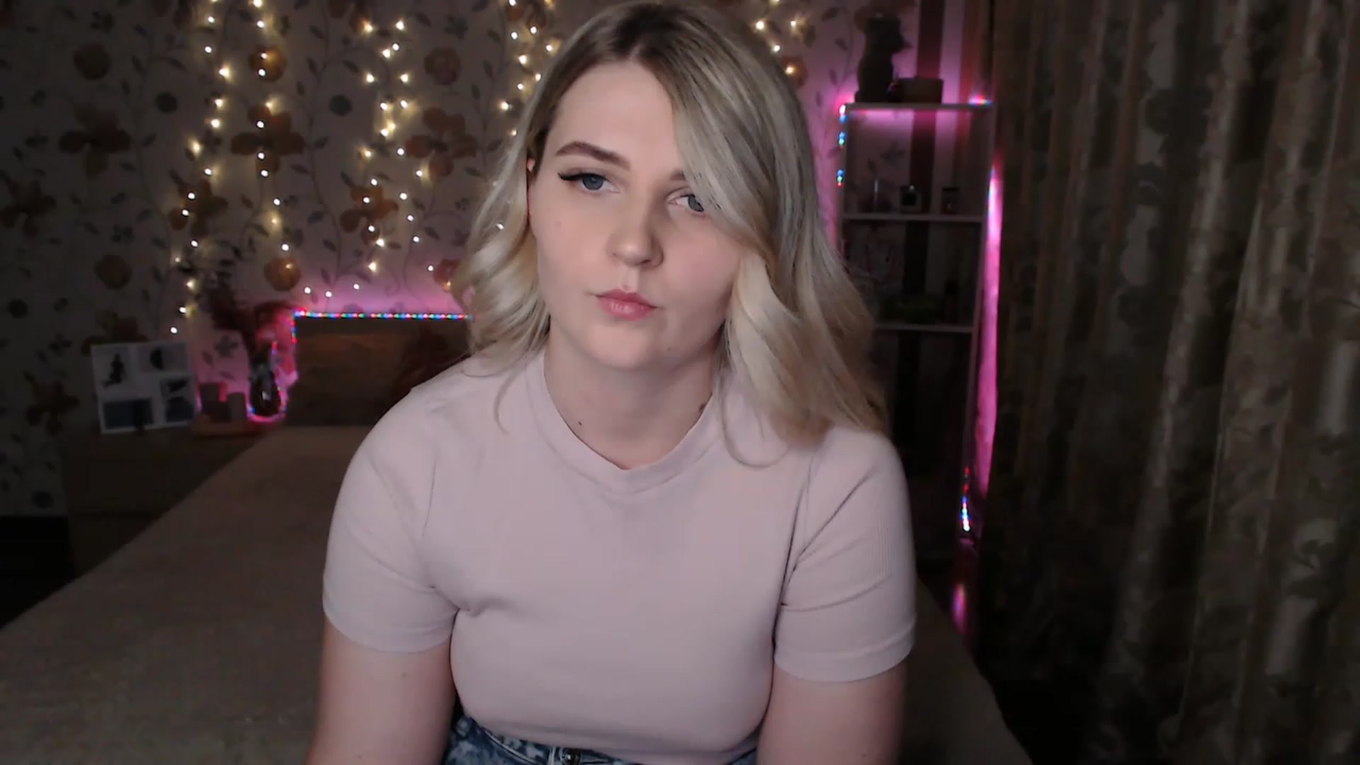 Gallery image thumbnail from Nice_Ass007's myfreecams stream on, 06/24/2023, 19:37 image 5 of 20