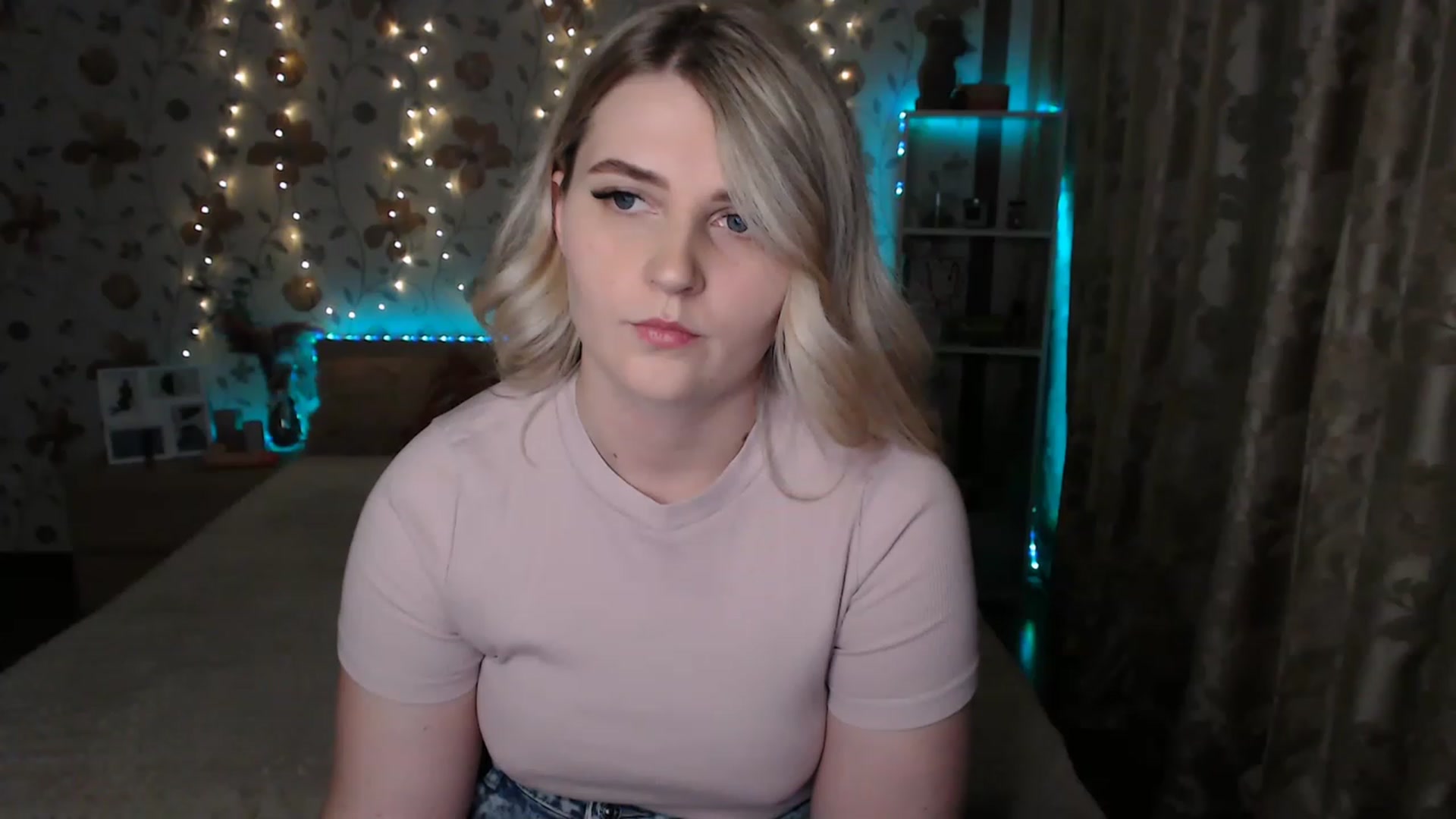 Gallery image thumbnail from Nice_Ass007's myfreecams stream on, 06/24/2023, 19:37 image 4 of 20