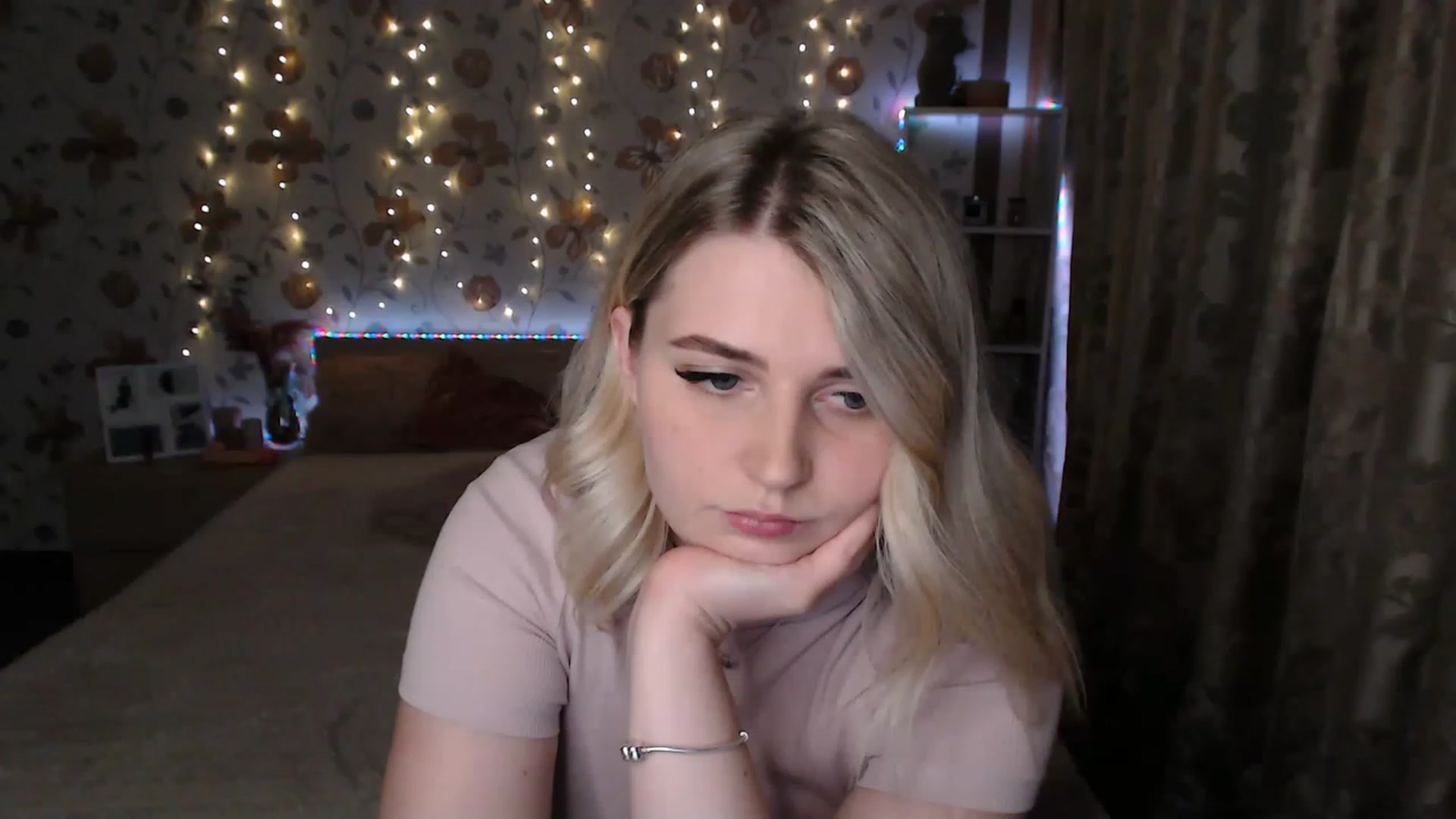 Gallery image thumbnail from Nice_Ass007's myfreecams stream on, 06/24/2023, 20:54 image 8 of 20