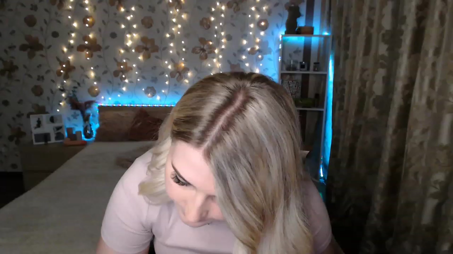 Gallery image thumbnail from Nice_Ass007's myfreecams stream on, 06/24/2023, 20:54 image 12 of 20
