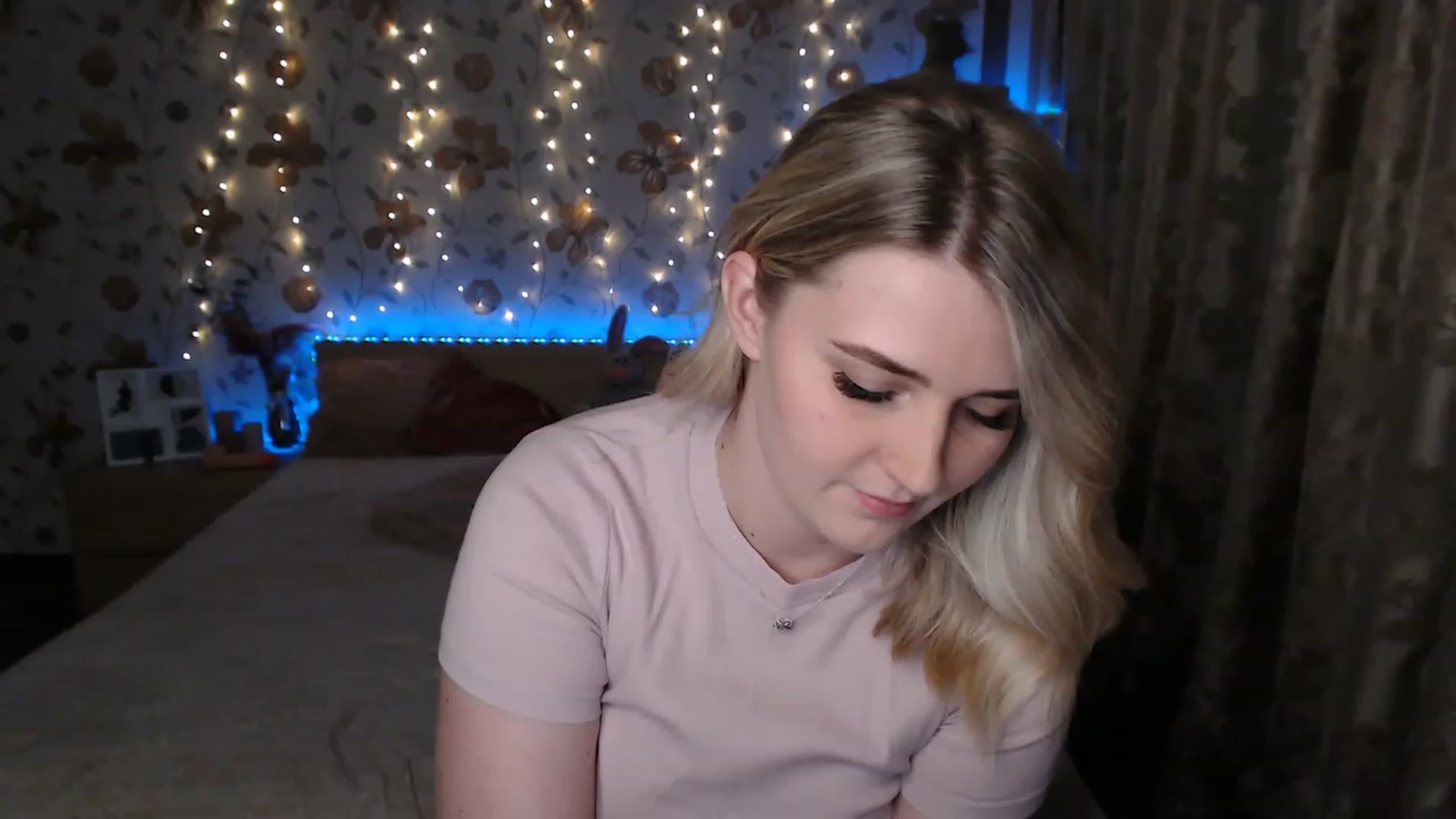 Gallery image thumbnail from Nice_Ass007's myfreecams stream on, 06/24/2023, 20:54 image 17 of 20