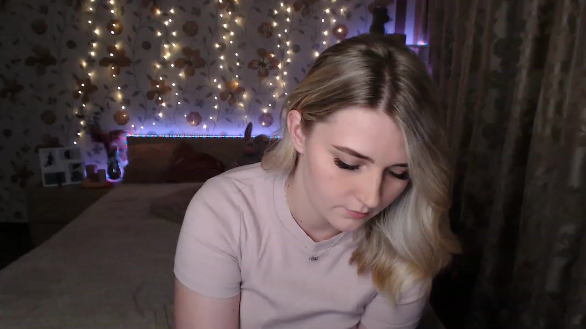 Gallery image thumbnail from Nice_Ass007's myfreecams stream on, 06/24/2023, 20:54 image 18 of 20