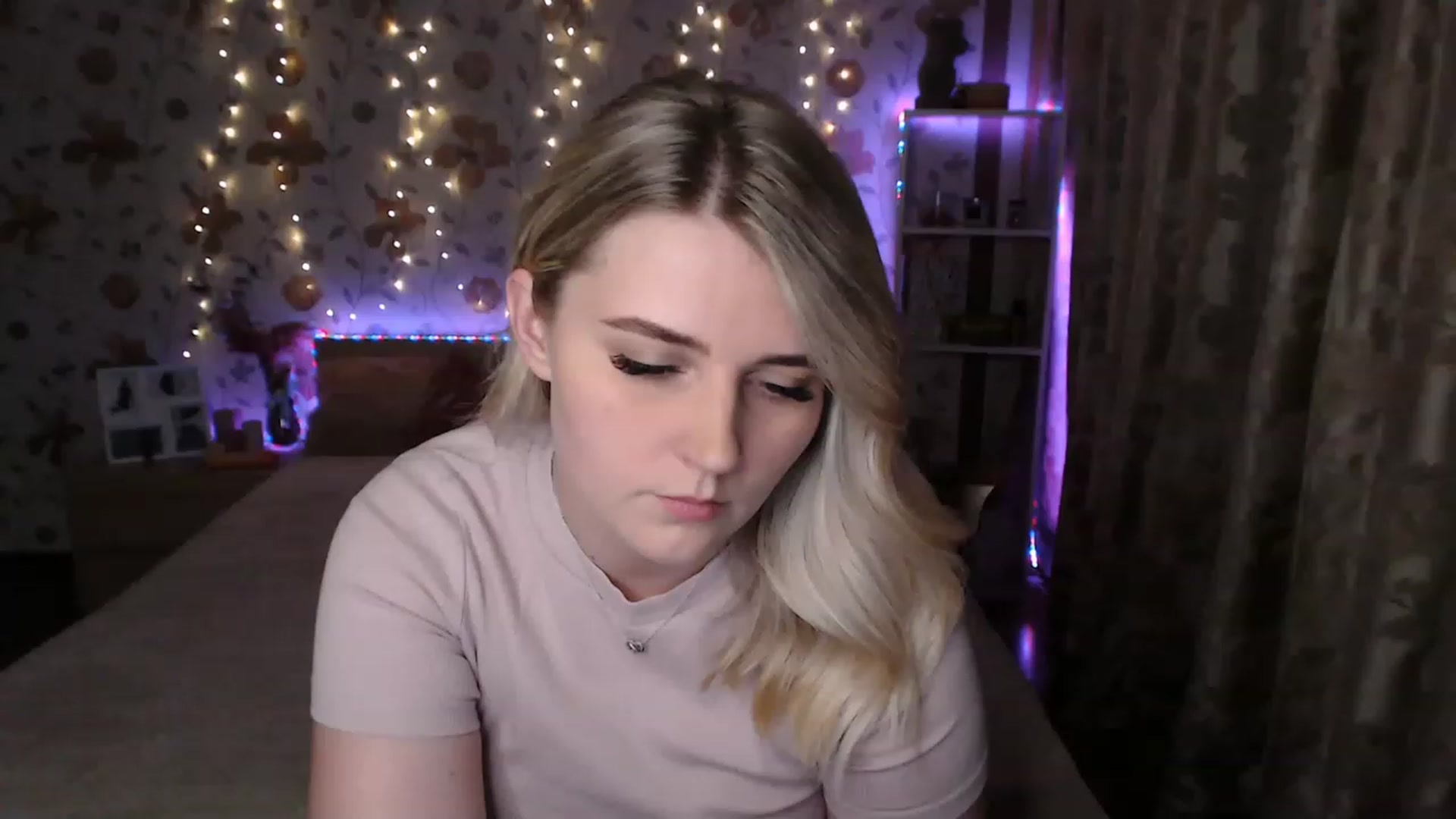 Gallery image thumbnail from Nice_Ass007's myfreecams stream on, 06/24/2023, 20:54 image 16 of 20