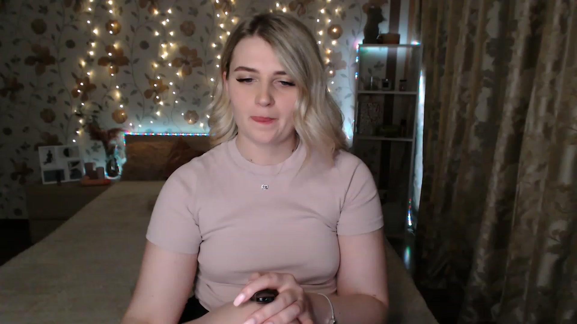 Gallery image thumbnail from Nice_Ass007's myfreecams stream on, 06/24/2023, 21:12 image 6 of 20