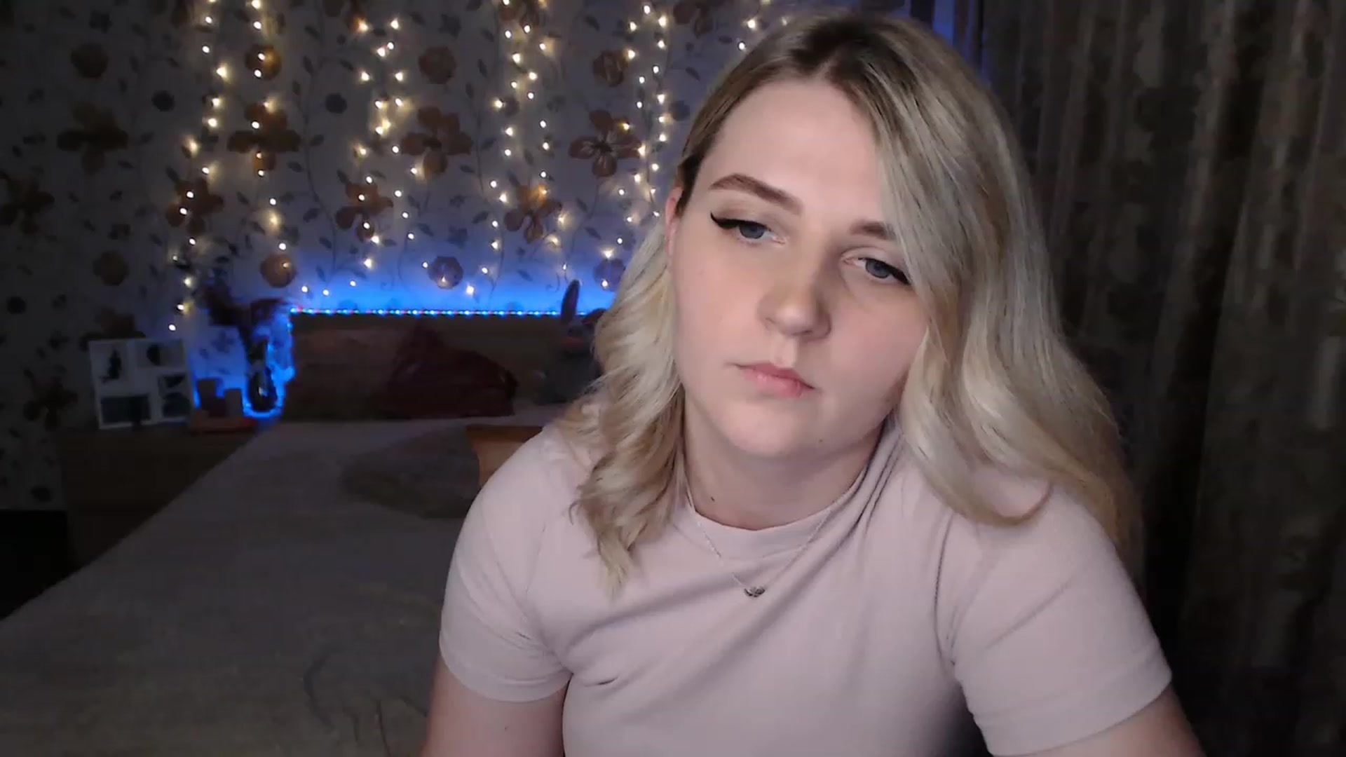 Gallery image thumbnail from Nice_Ass007's myfreecams stream on, 06/24/2023, 21:42 image 3 of 20