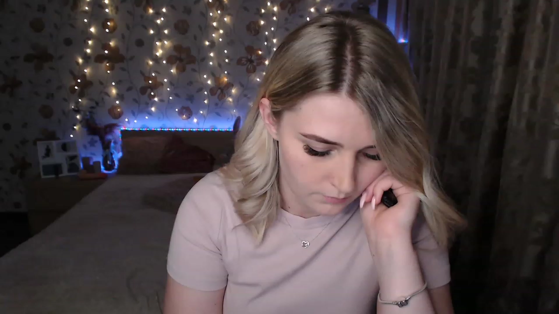 Gallery image thumbnail from Nice_Ass007's myfreecams stream on, 06/24/2023, 21:42 image 4 of 20