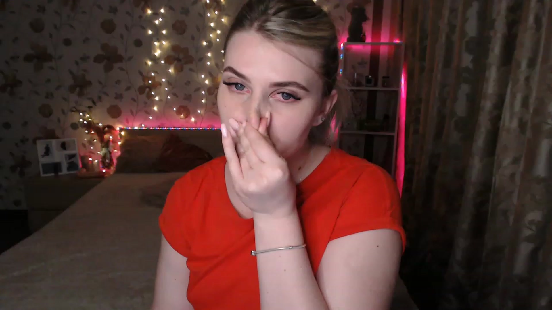 Gallery image thumbnail from Nice_Ass007's myfreecams stream on, 06/25/2023, 01:31 image 10 of 20