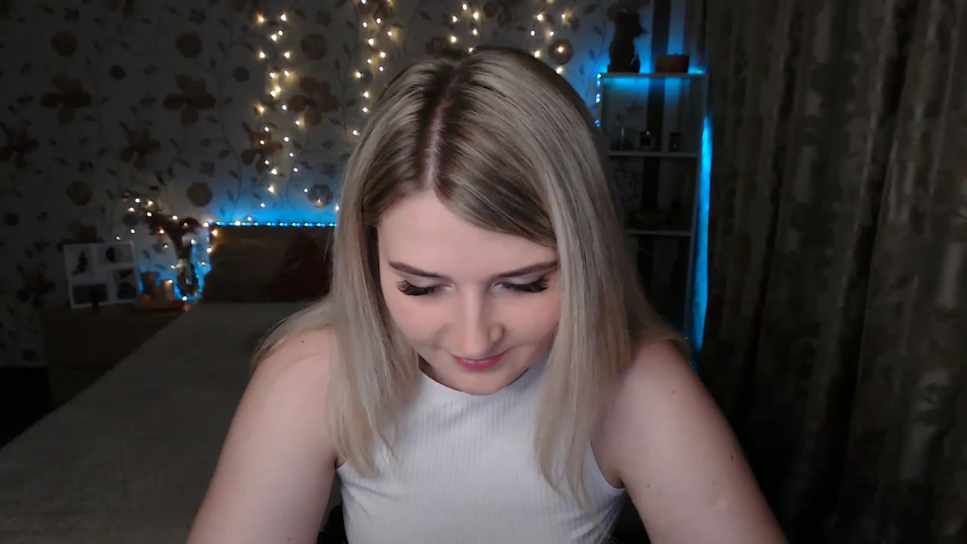 Gallery image thumbnail from Nice_Ass007's myfreecams stream on, 06/27/2023, 20:04 image 12 of 20