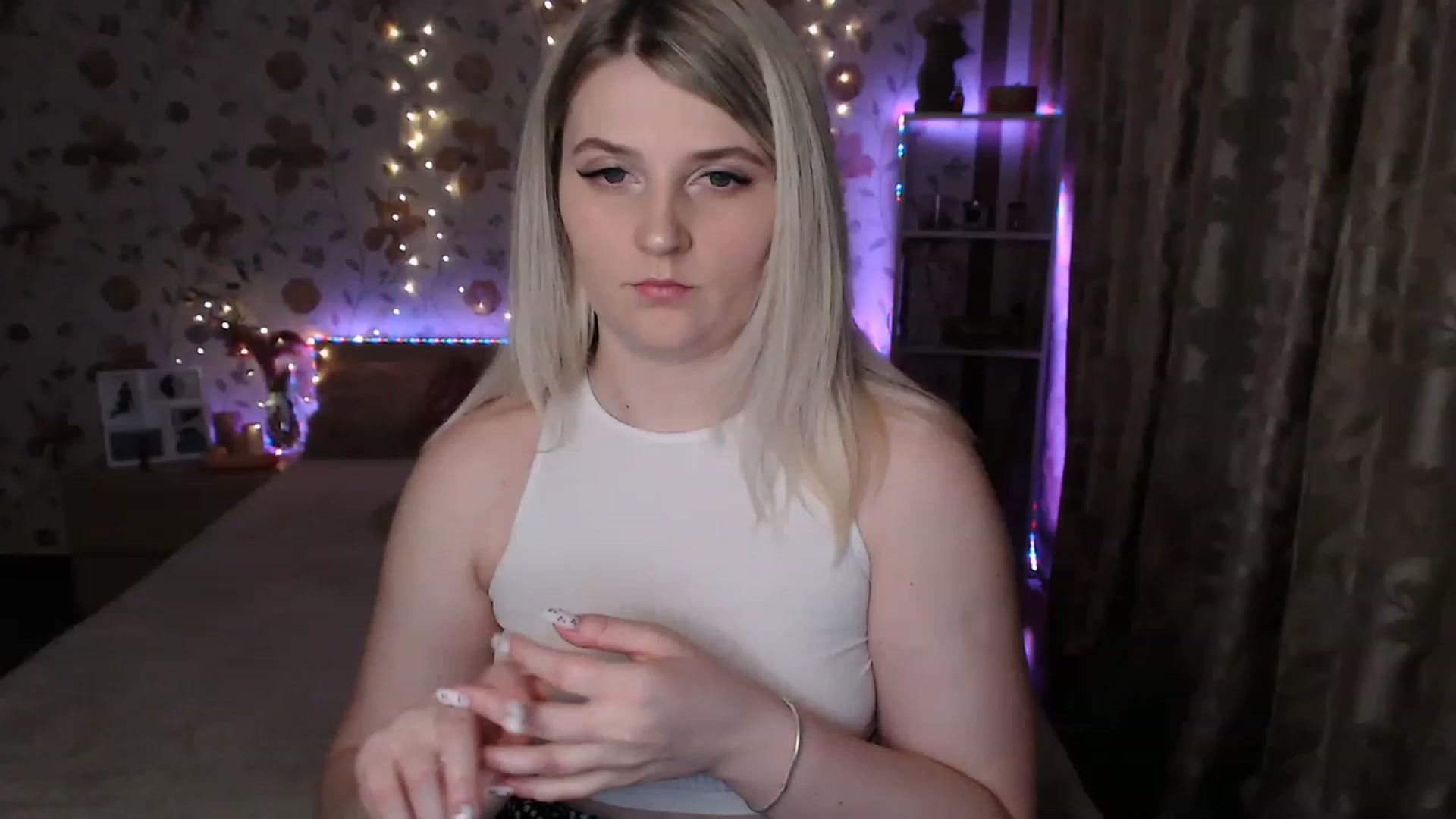 Gallery image thumbnail from Nice_Ass007's myfreecams stream on, 06/27/2023, 20:04 image 4 of 20