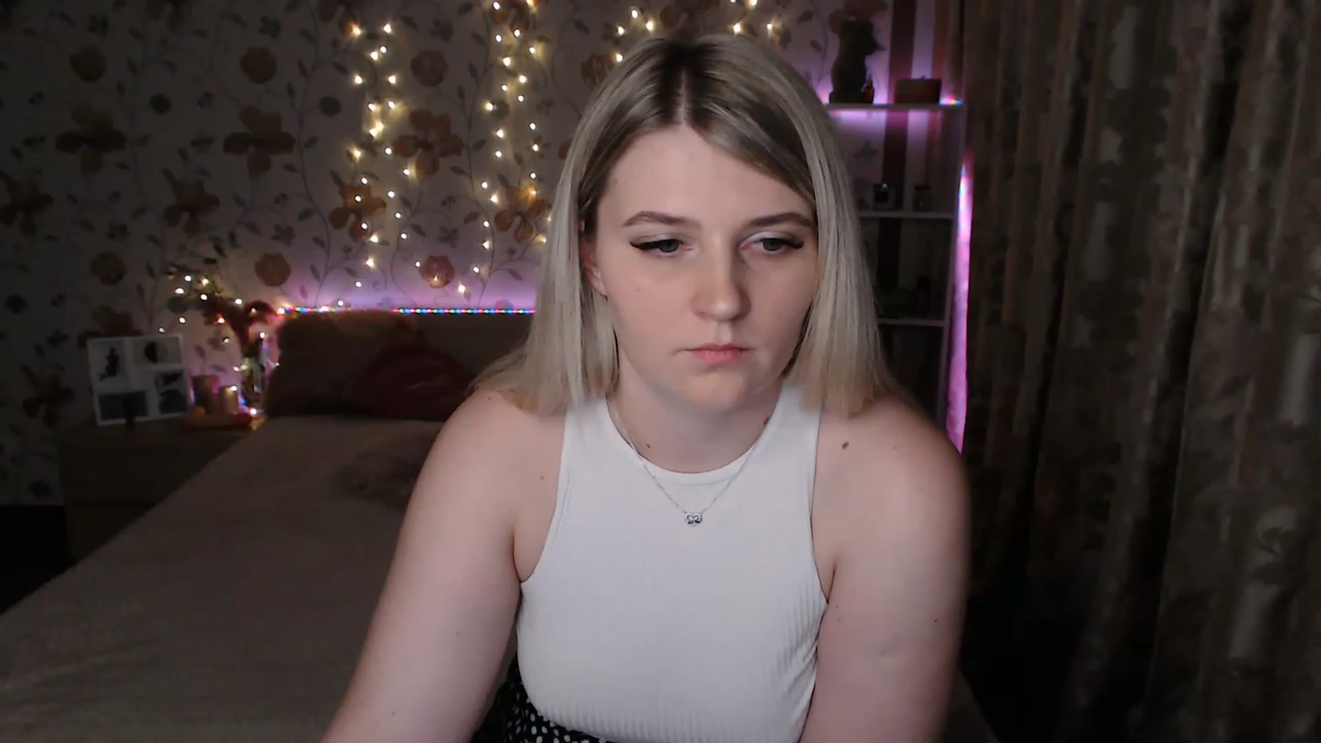 Gallery image thumbnail from Nice_Ass007's myfreecams stream on, 06/27/2023, 23:39 image 17 of 20