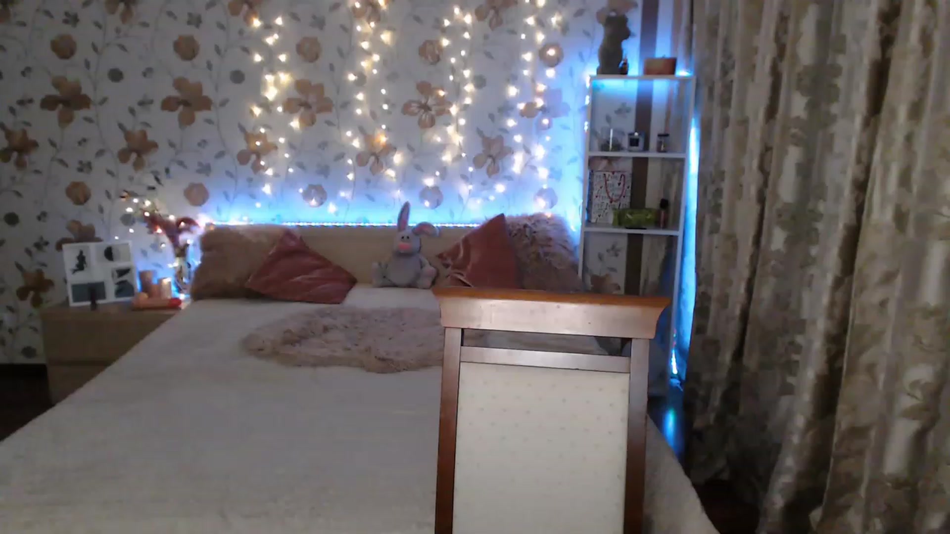 Gallery image thumbnail from Nice_Ass007's myfreecams stream on, 06/28/2023, 01:42 image 15 of 20
