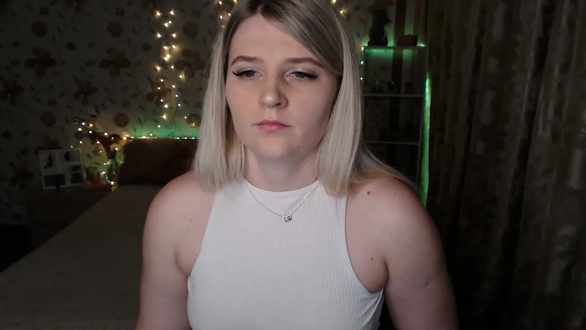 Gallery image thumbnail from Nice_Ass007's myfreecams stream on, 06/28/2023, 01:42 image 7 of 20